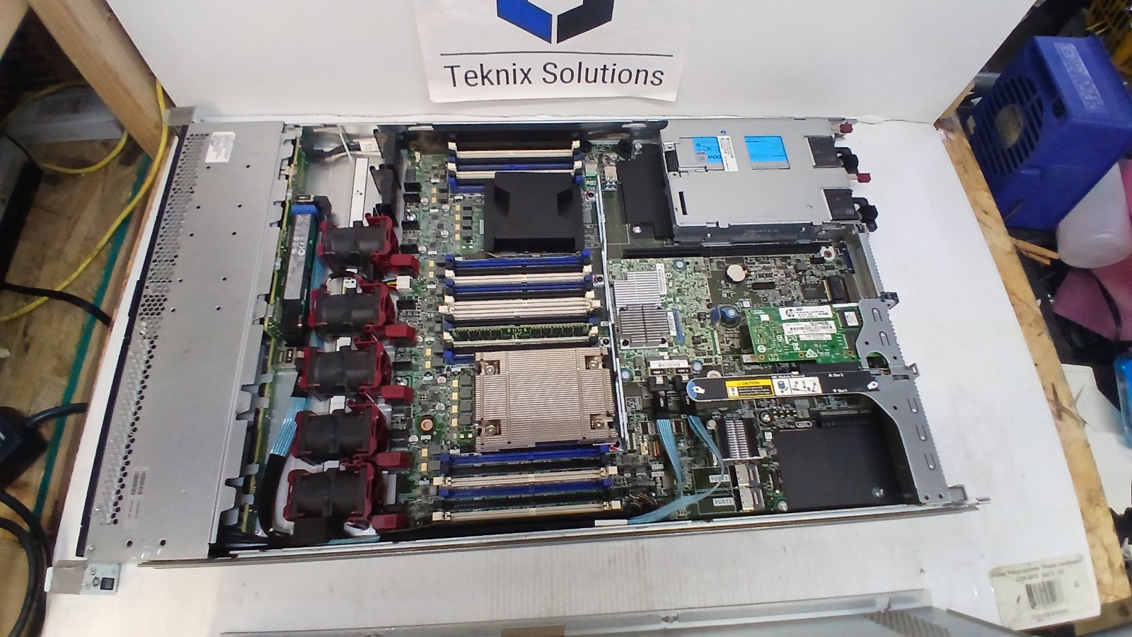 HP Proliant DL360 Gen 9 w Intel Xeon E5-2640 v4 @2.60Ghz NO HDs *READ*