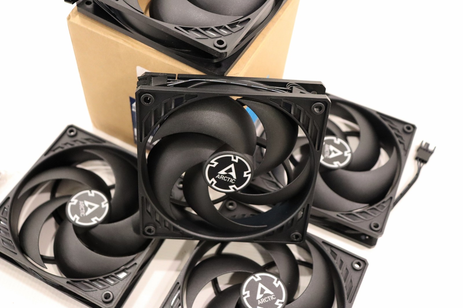 Artic 5-Pack 120mm P12 PWM PST Case Fans