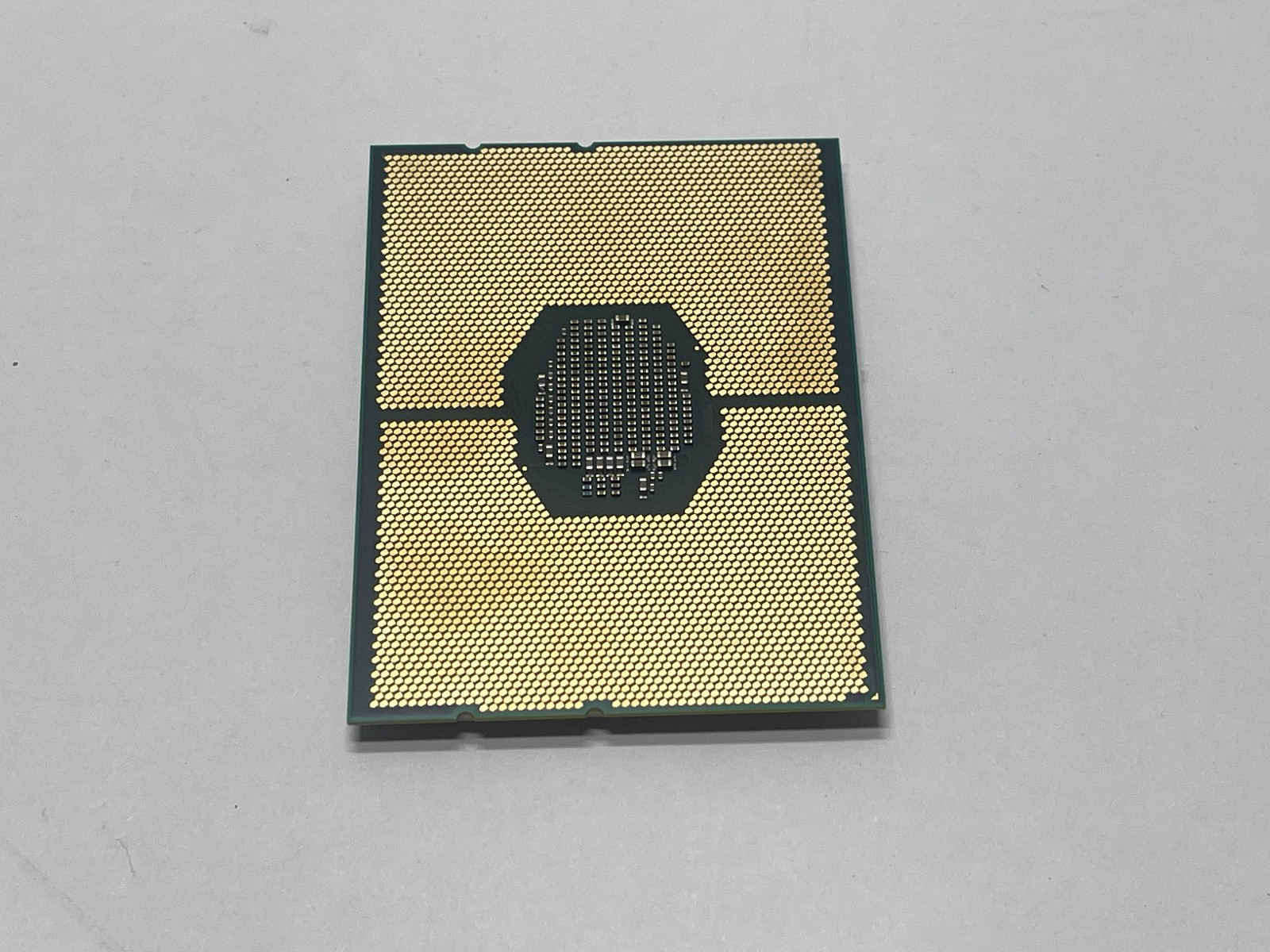 Intel Xeon Silver 4214R 2.40GHz CPU Server Processor 12-Core 16.5MB Cache, SRG1W