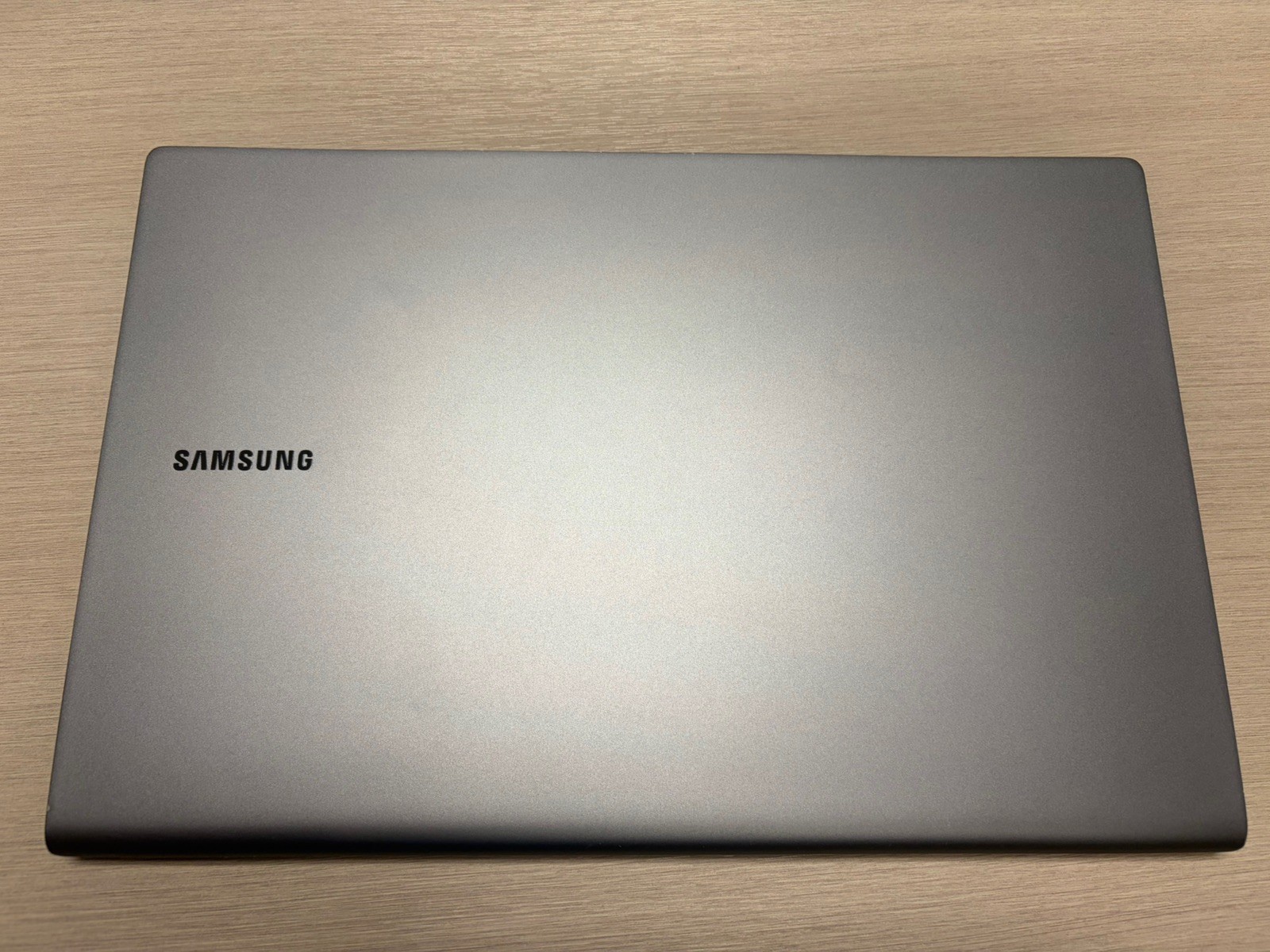 Samsung Galaxy Book S NP767XCM 13.3” Touch Laptop Intel i5 8GB 256GB SSD Read