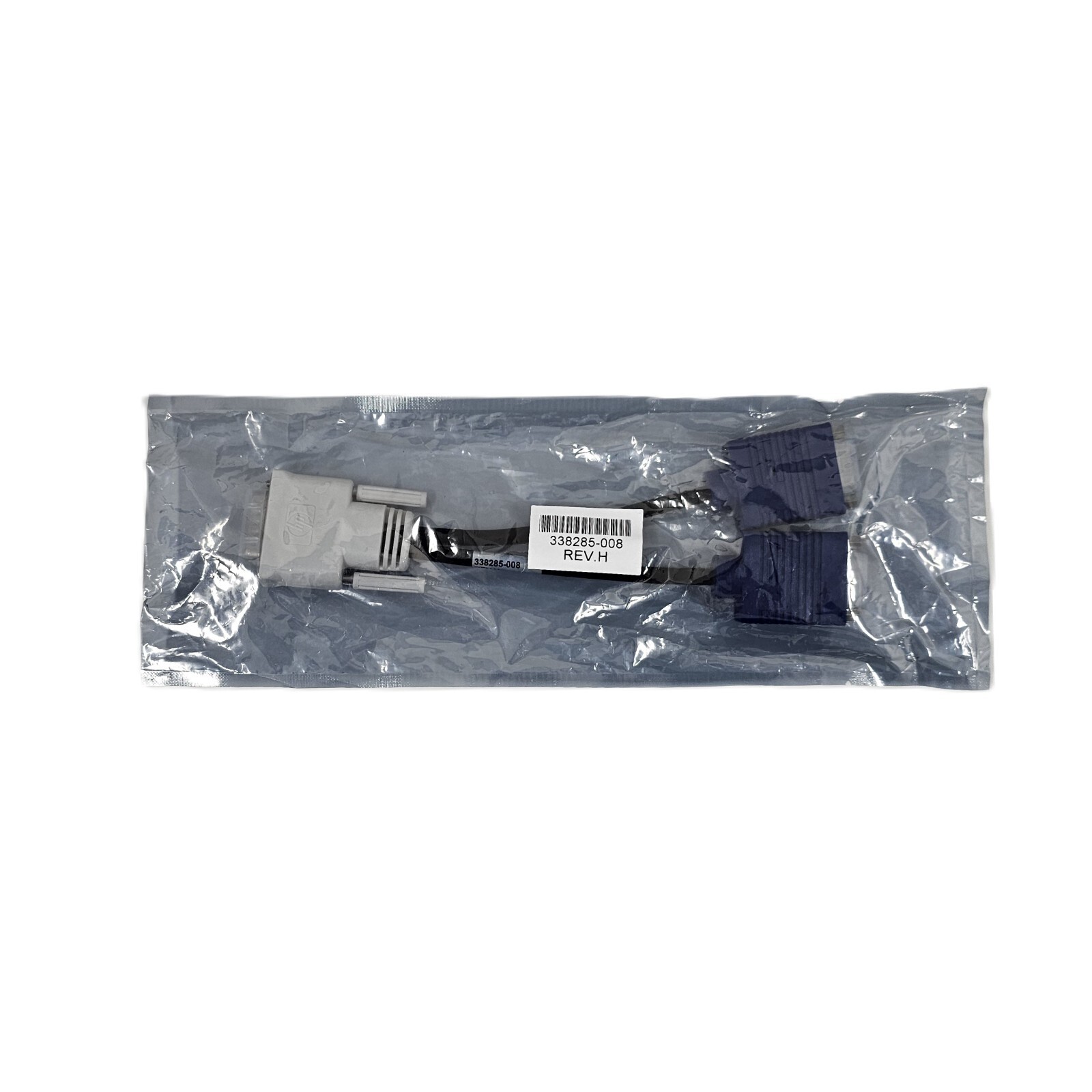 338285-008 Rev A DMS-59 to Dual VGA Y Splitter Cable