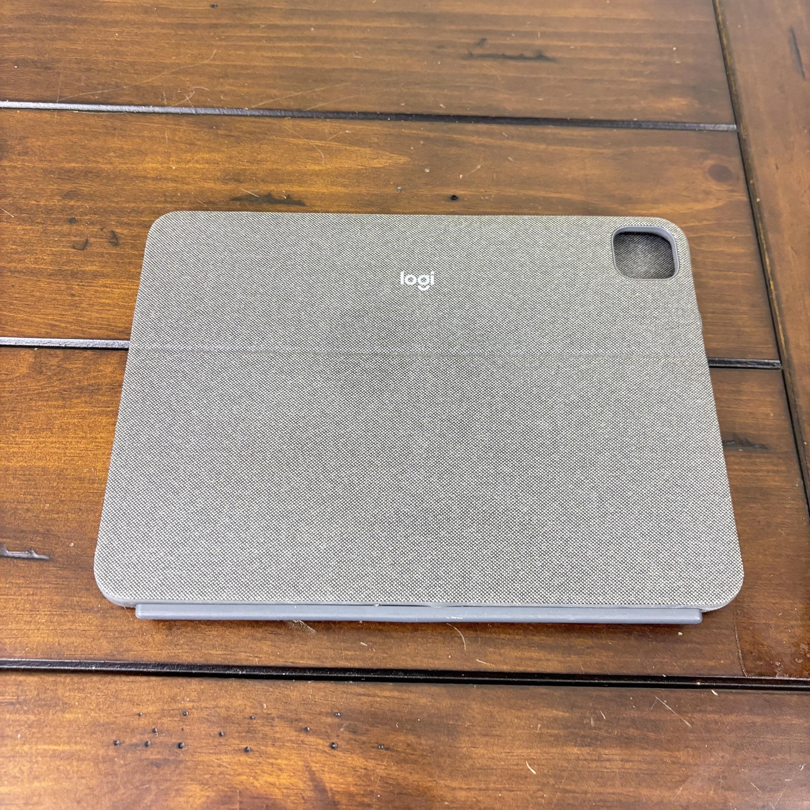 Logi Keyboard Folio Case For Apple IPad Gray Fabric W/ Trackpad Stand Cover
