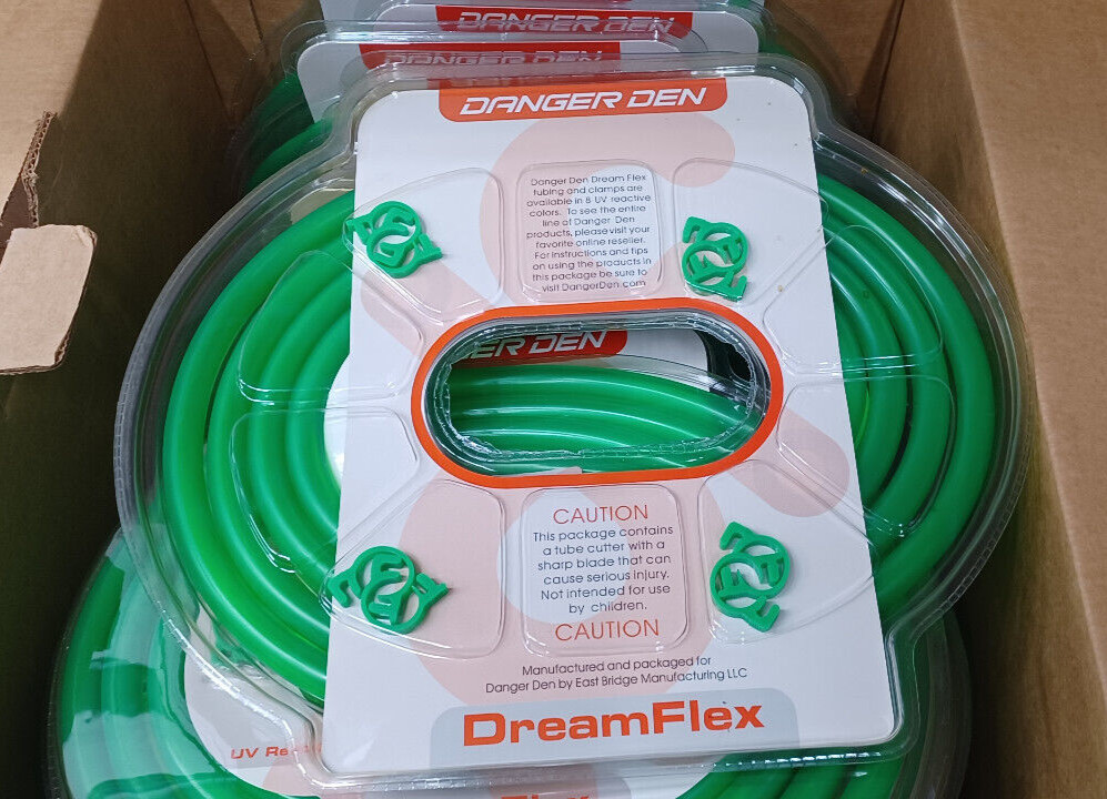 Danger Den DreamFlex 3/8″ ID 5/8″ OD 3m UV Green PVC Tubing Kit *New Old Stock*