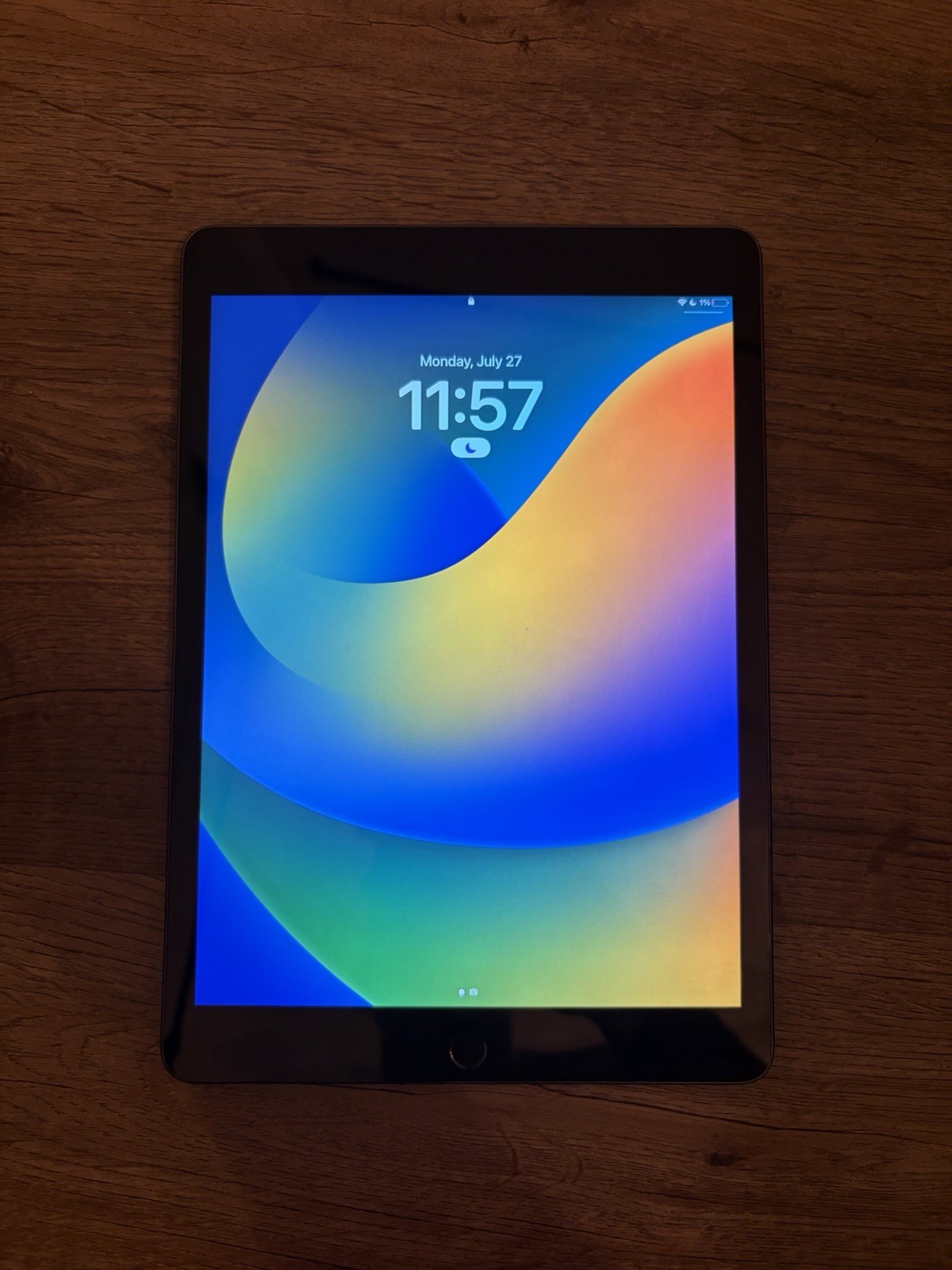 Apple iPad A2602 (9th Generation) 64GB Wi-Fi Space Gray