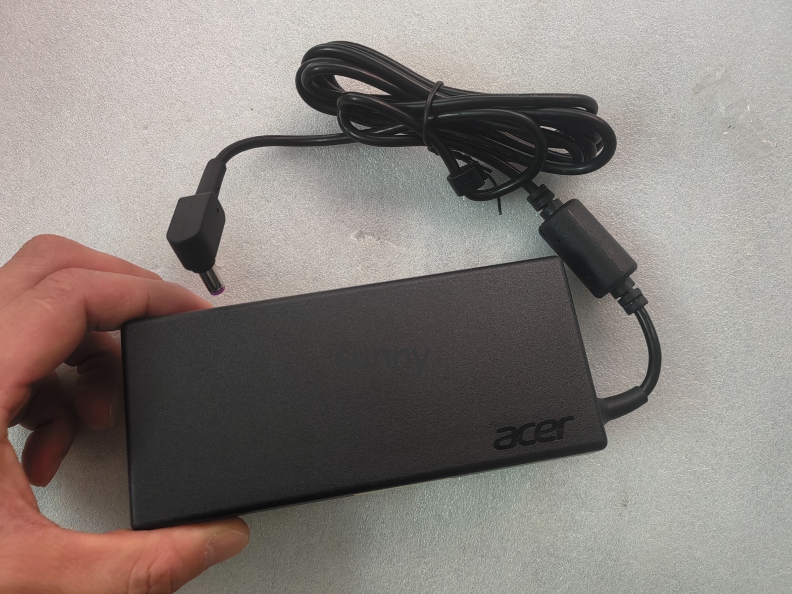 Genuine ADP-135KB T For Acer Nitro 5 AN515-57 AN517-54 AC Adapter 19V 7.1A 135W