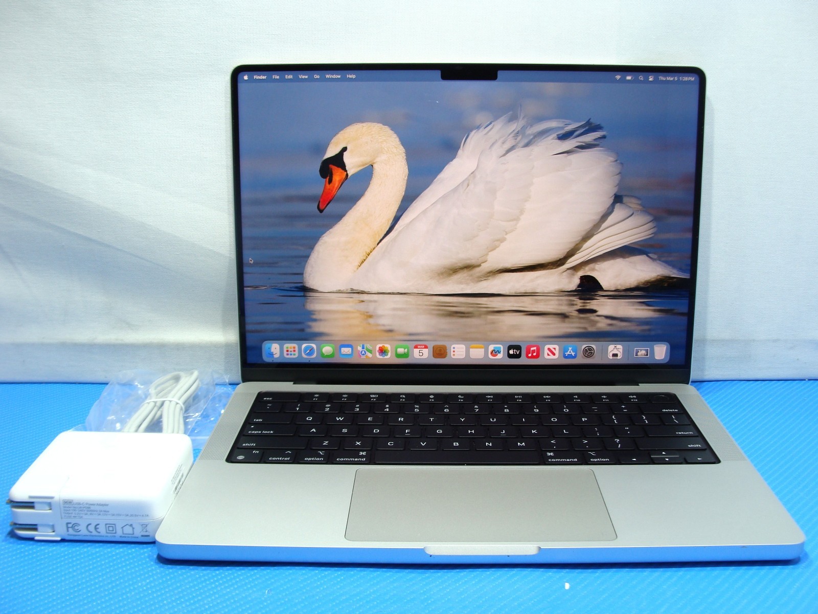 Apple MB Pro A2442 14″ 2021 M1 Pro 8CPU/14GPU 3.2GHz 16GB 512GB MKGT3LL/A Silver