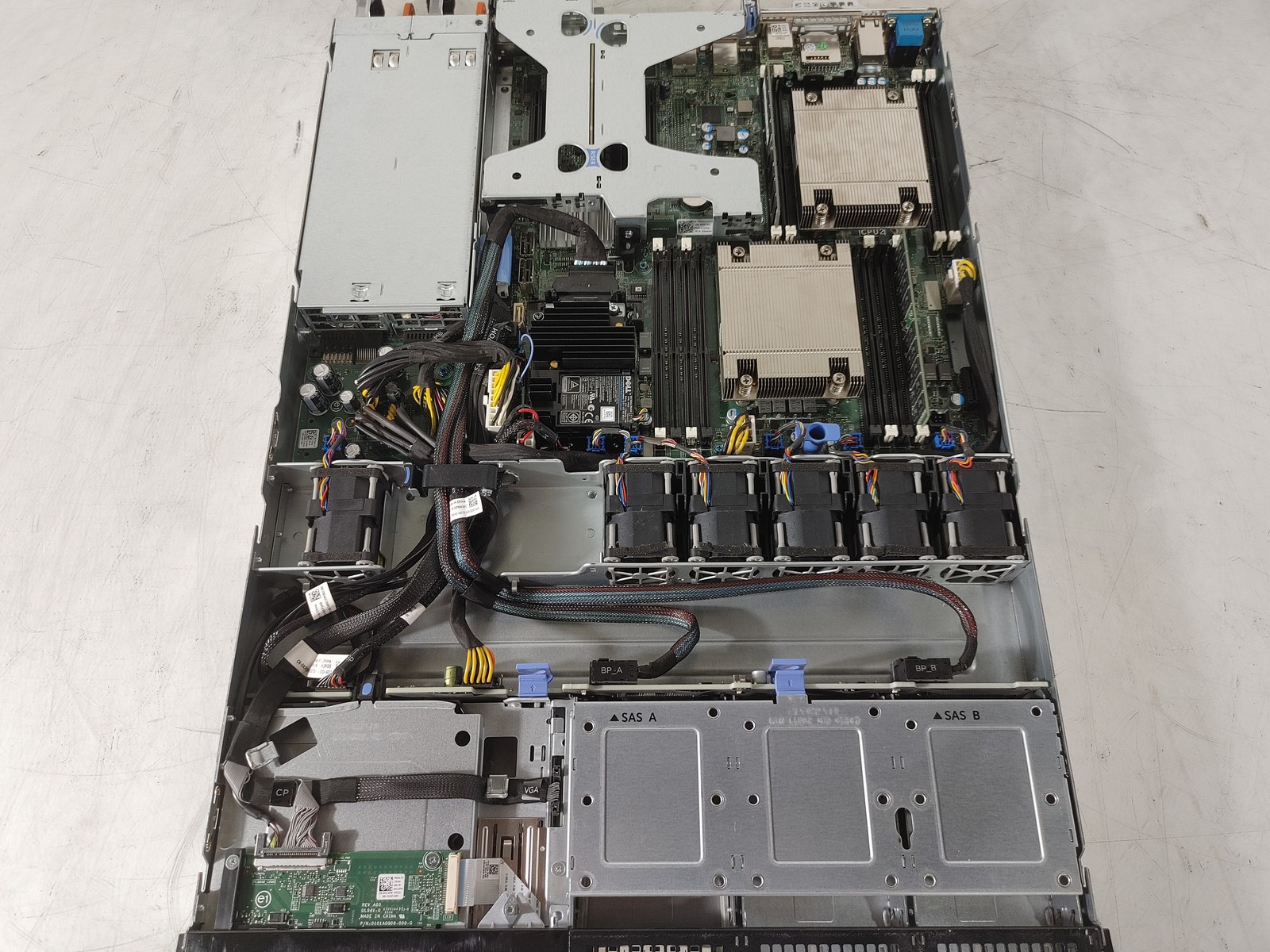 Dell PowerEdge R430 2.40 GHz Intel Xeon E5-2630 v3 32 GB DDR4 Server No