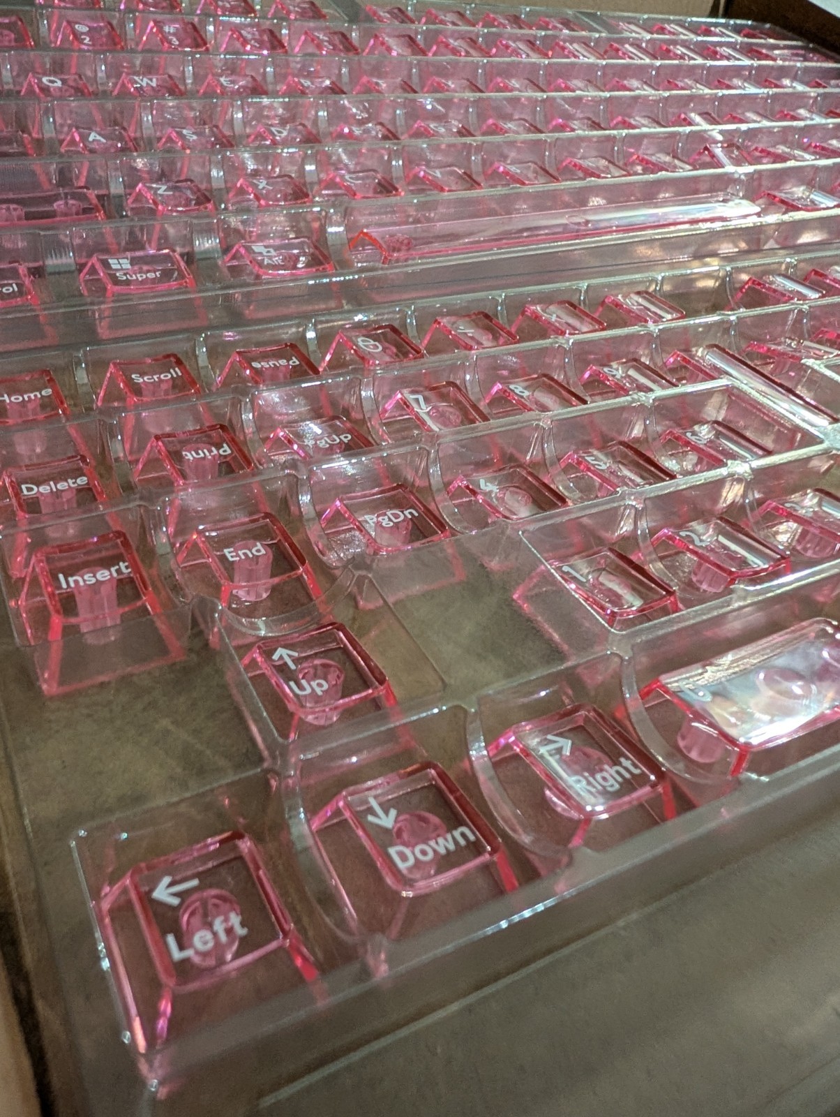 Crystal Clear Keyboard Keycaps Transparent PC Cherry Profile Pink Keycap Set.