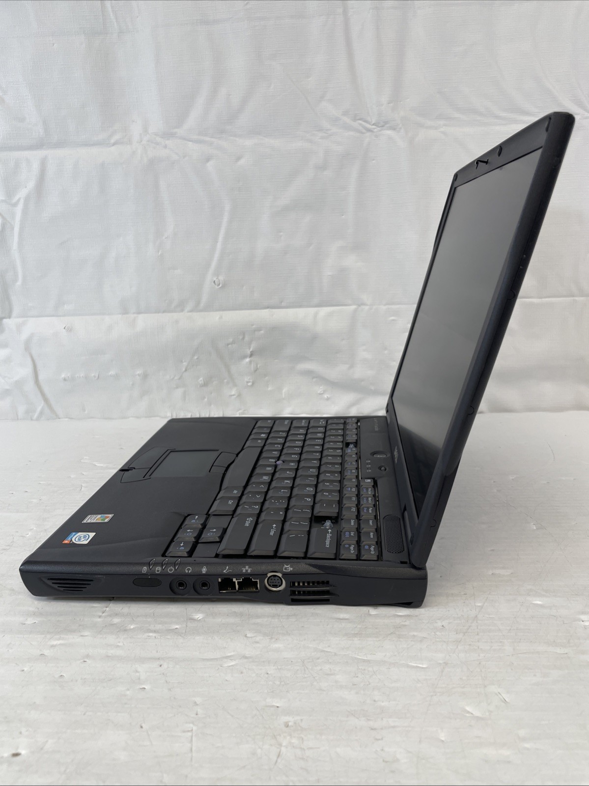 Retro Dell Latitude C640 Intel Pentium 4 2.0GHz 512MB RAM 20GB HDD Radeon WinXP