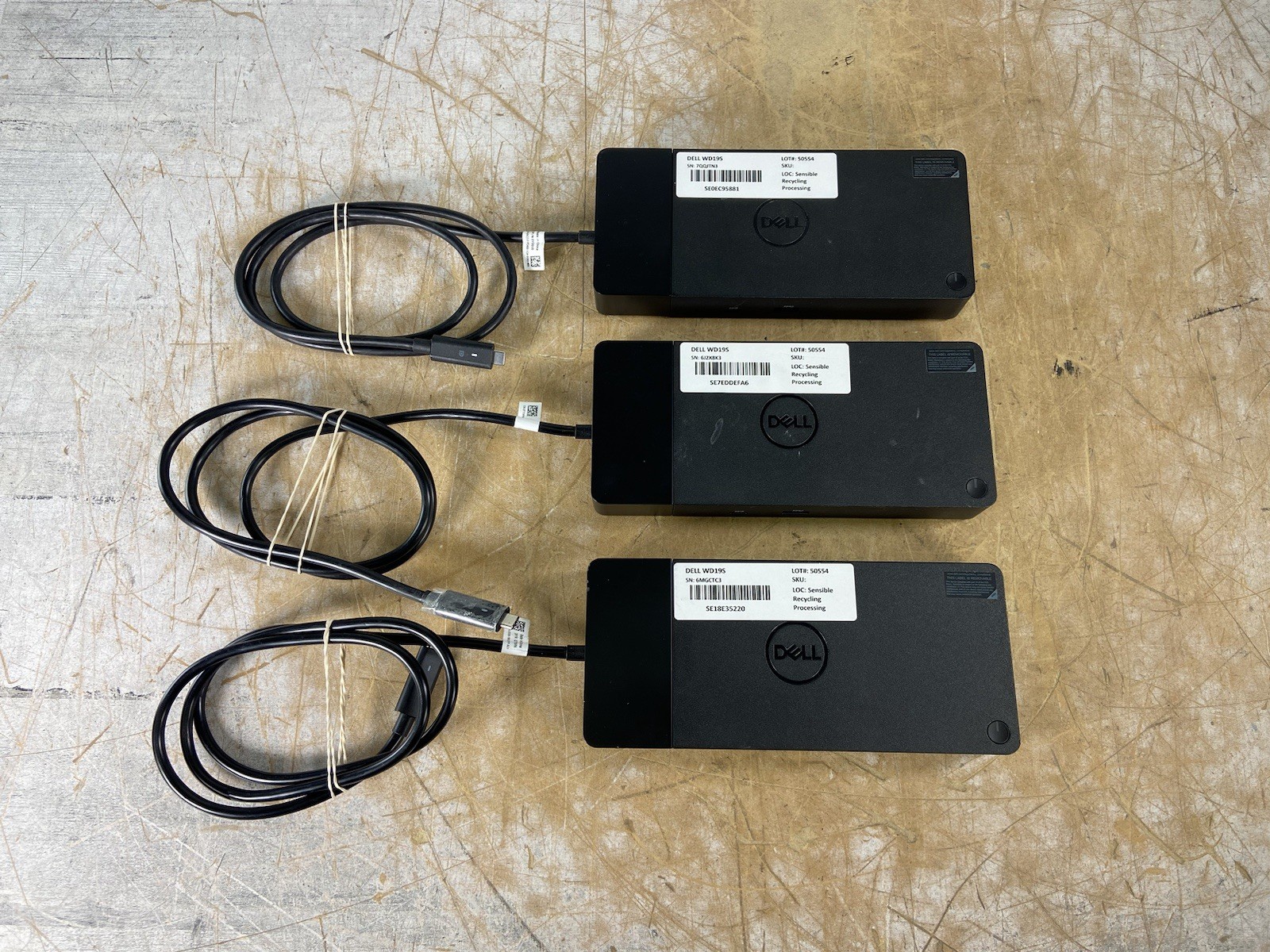 (LOT OF 3) DELL WD19S (K20A) DOCKING STATION ONLY