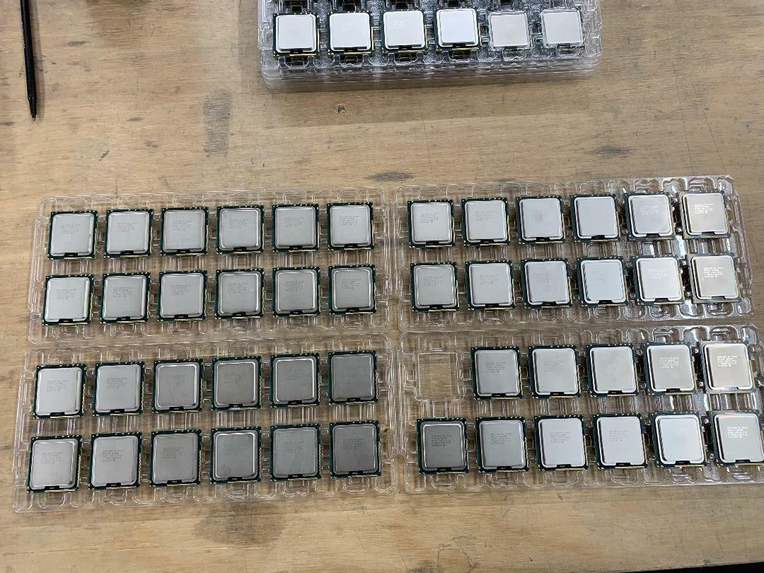 Lot of 24 Intel Xeon E5620 SLBV4