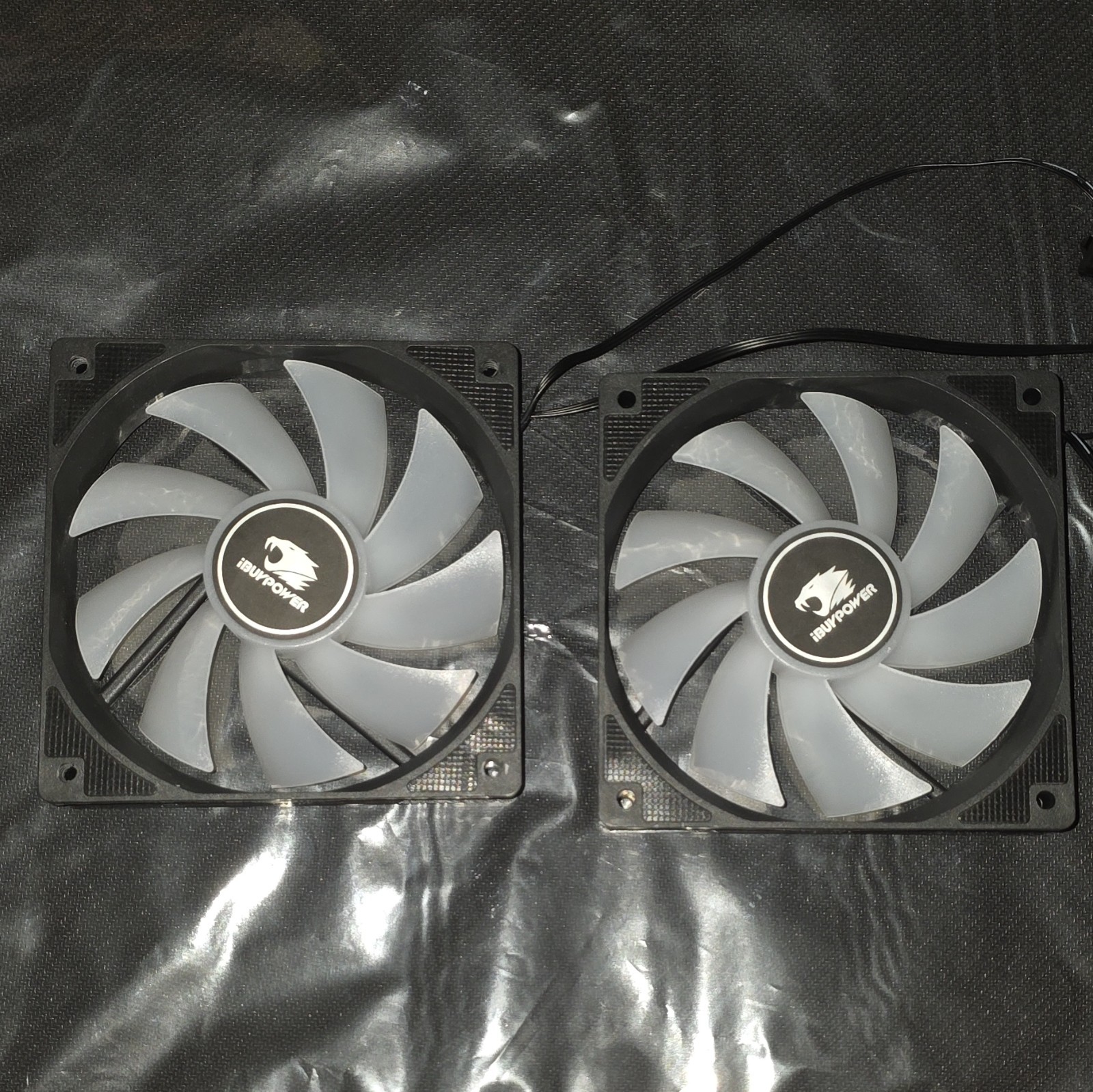 iBUYPOWER 120mm Case Fan 12V 3-Pin 1500RPM 50 CFM Black/Gray DF1202512RFMN