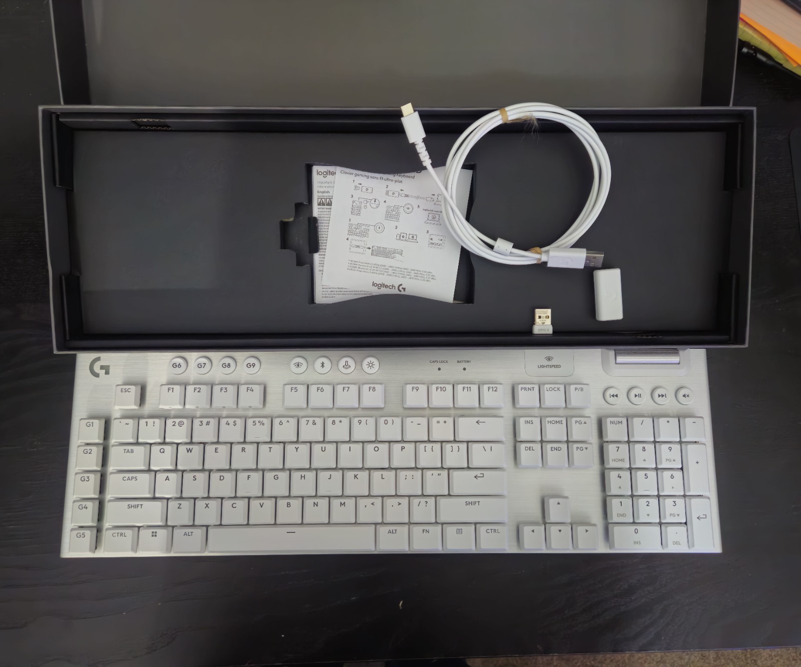 Logitech G915 X TKL Wireless Gaming Tactile Keyboard, US International – White
