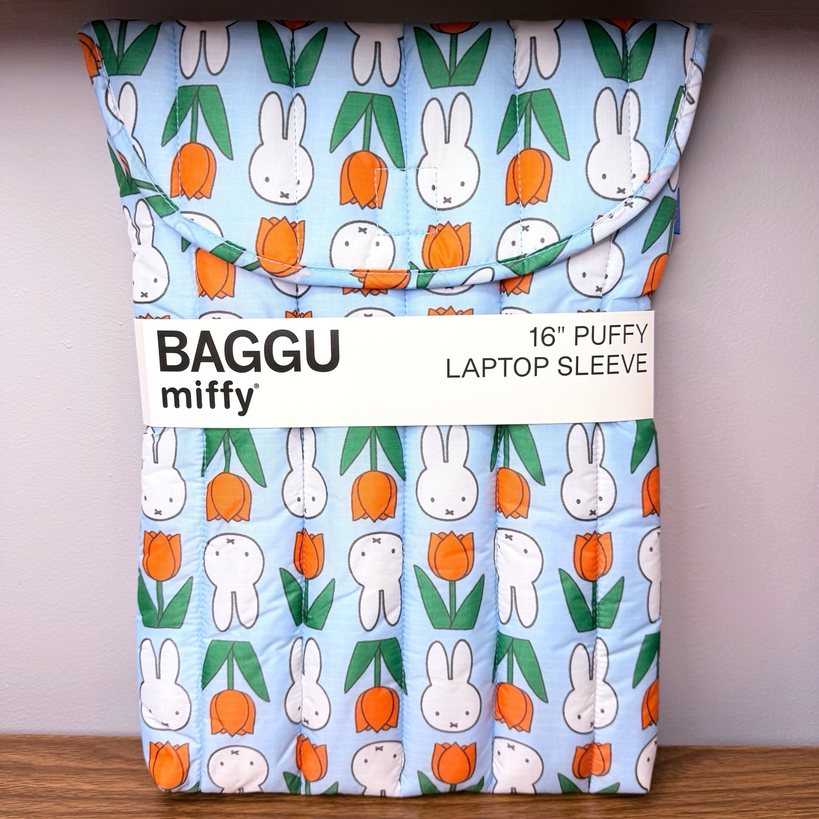 NEW BAGGU x Miffy Orange Tulips Blue Puffy Quilted 16″ Laptop Tablet Sleeve Case