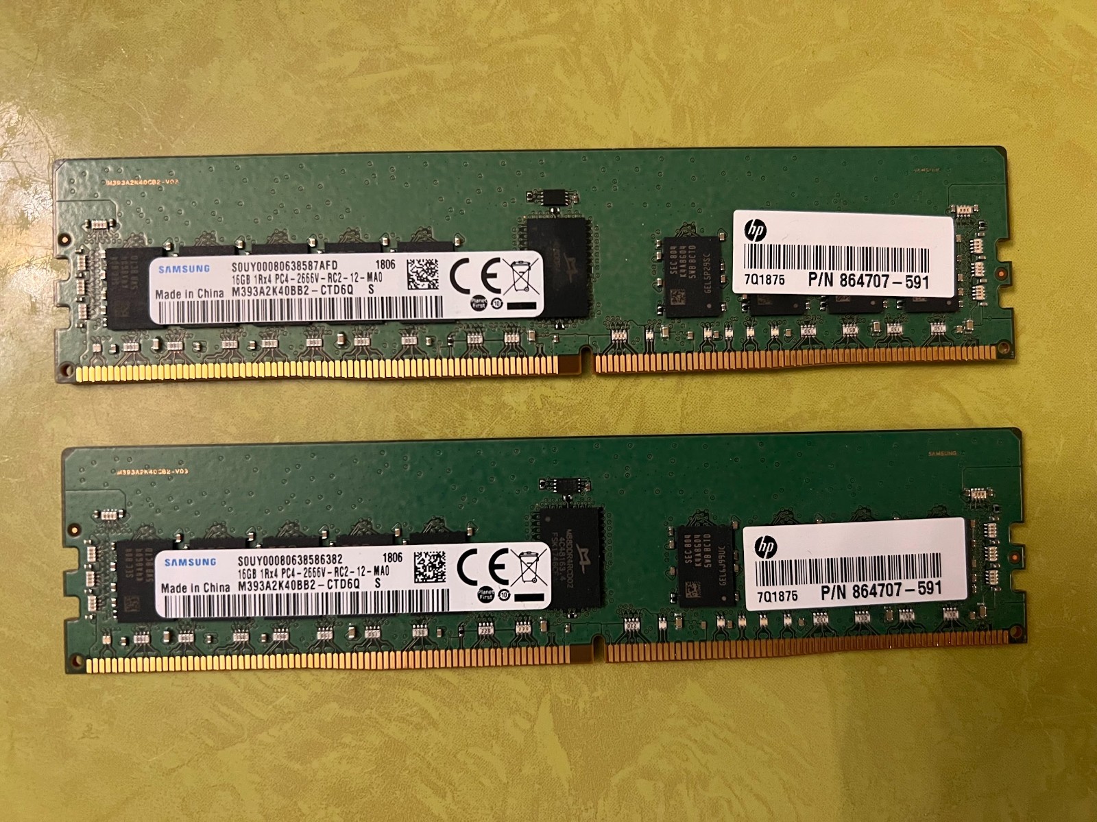 Samsung 32GB (2x16GB) DDR4-2666 PC4-21300 ECC Registered 288-Pin RDIMM