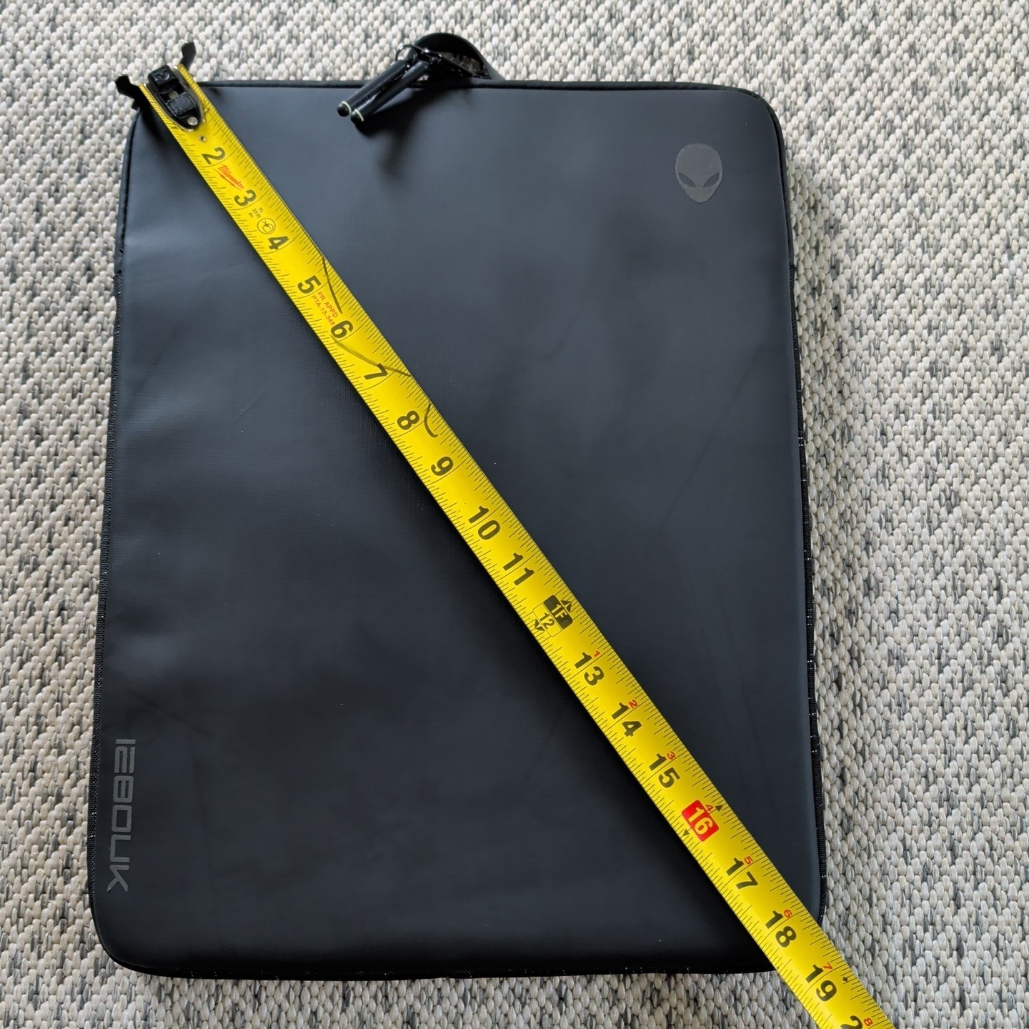 Alienware 15″ AW1523V Horizon Sleeve Black Anti-scratch lining Gaming Office Bag