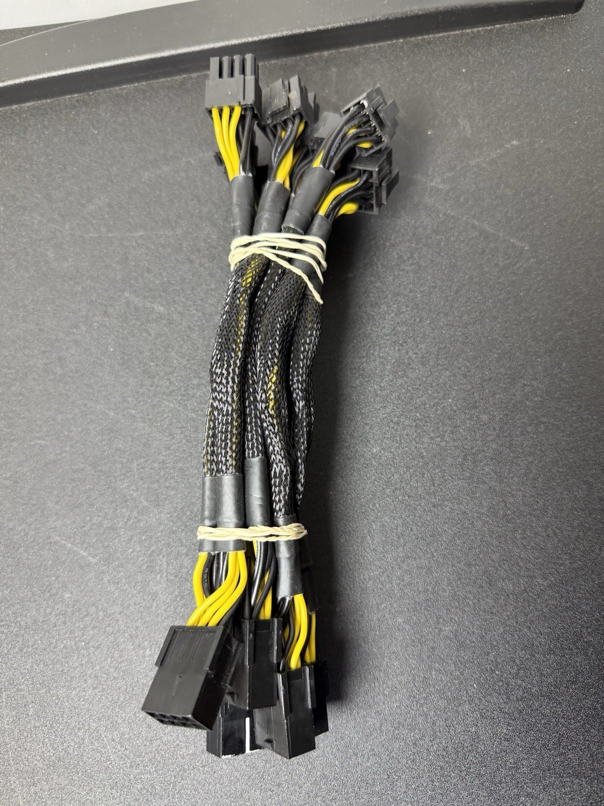8 pin to Dual 6+2 pin PCI-E Power Cable Splitter 18 AWG – 5 Pack Bundle 2C4
