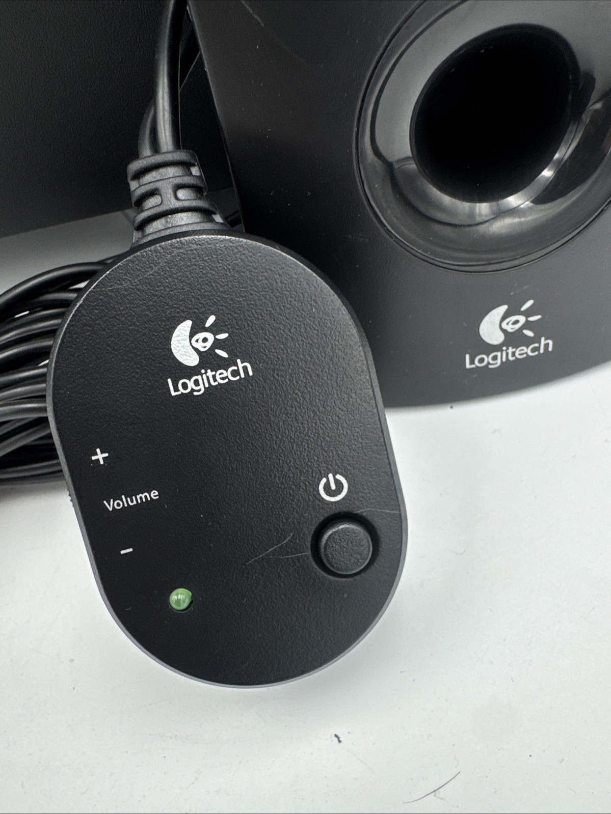 Logitech Z313 Speaker System Set Of 3 Tested And Working Computer Book Shelf