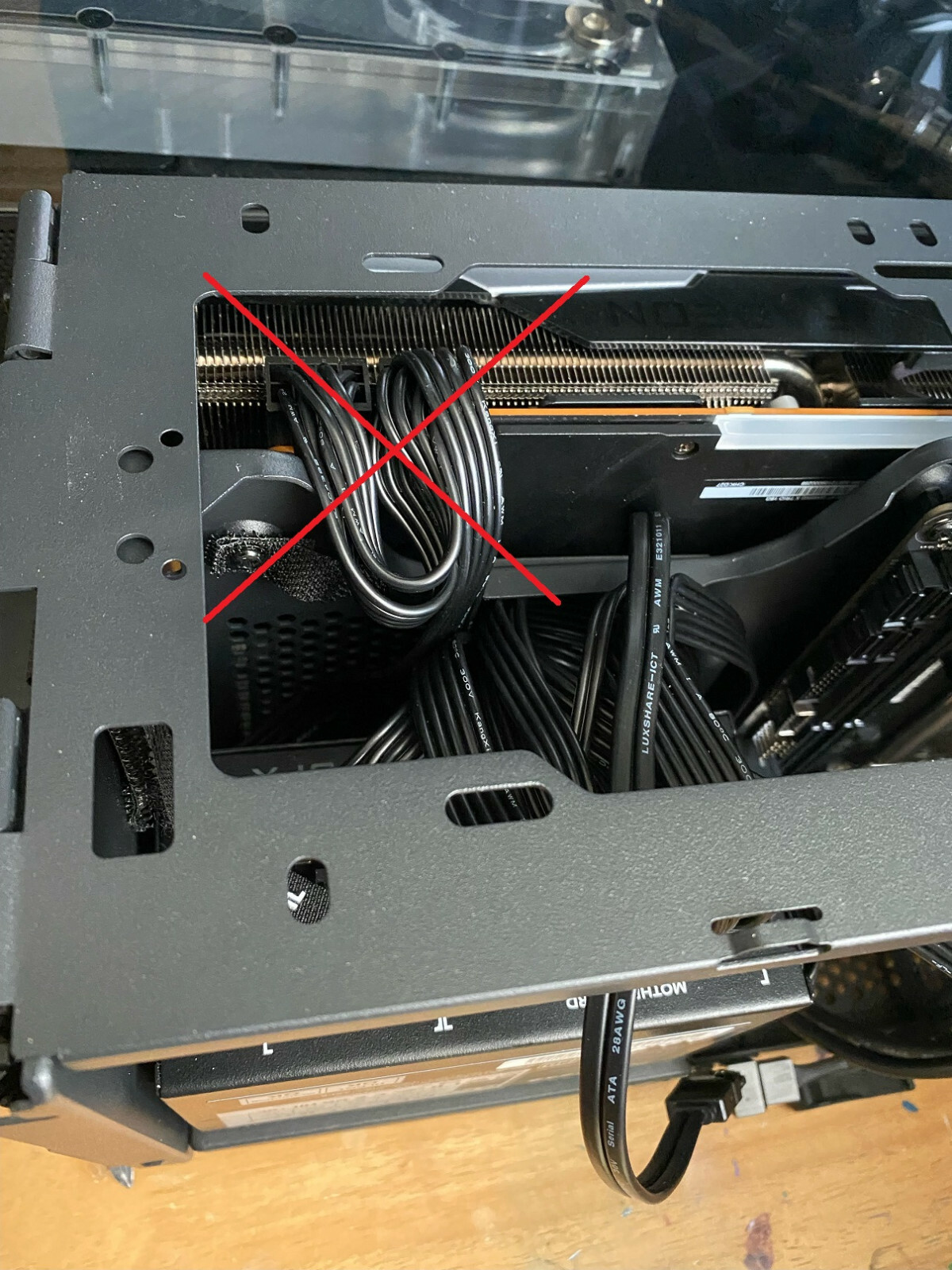 🔥 (11mm) Phanteks Shift XT 90° Right Angle Low-Profile 8-Pin PCI-E Power Cable