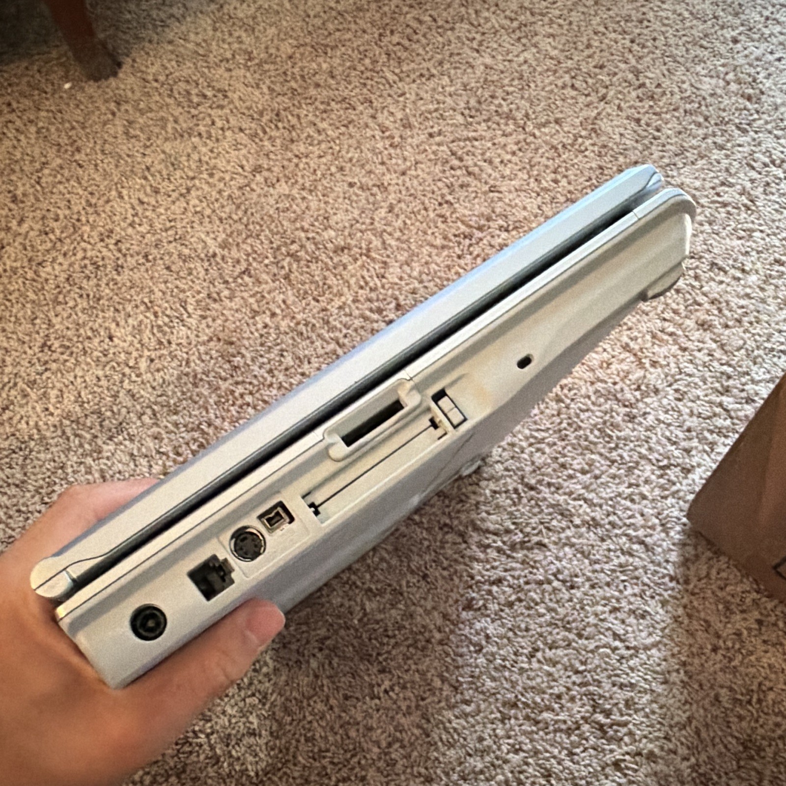 Fujitsu LifeBook 14″ Silver Win XP Pentium M 1.7GHz 512MB 60GB ATI Wi-Fi