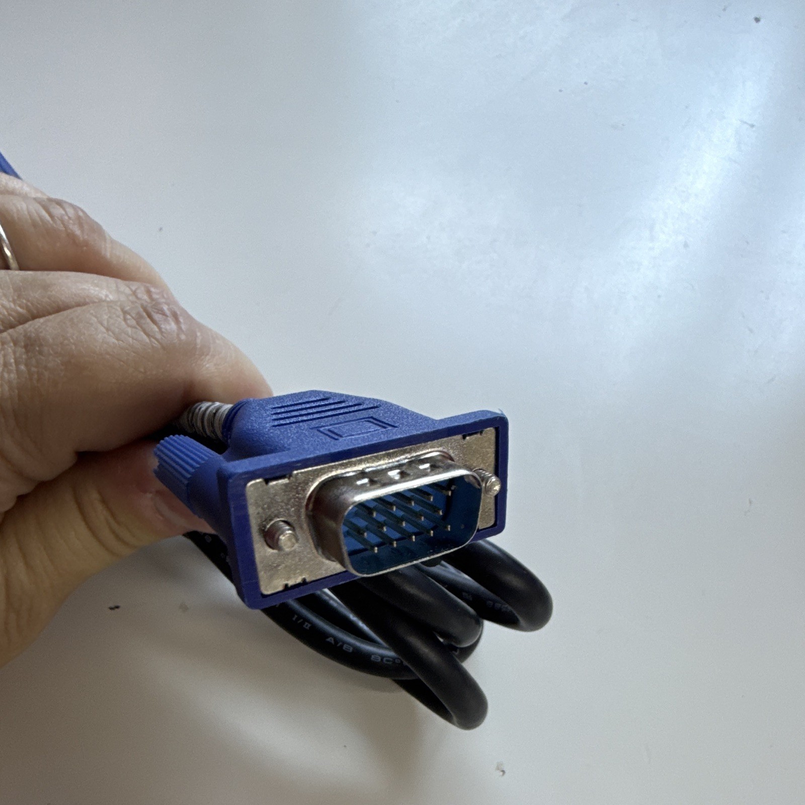 VGA/SVGA D-Sub DE-15 15-Pin Male to Male Monitor Cable 1-4ft Black/Blue