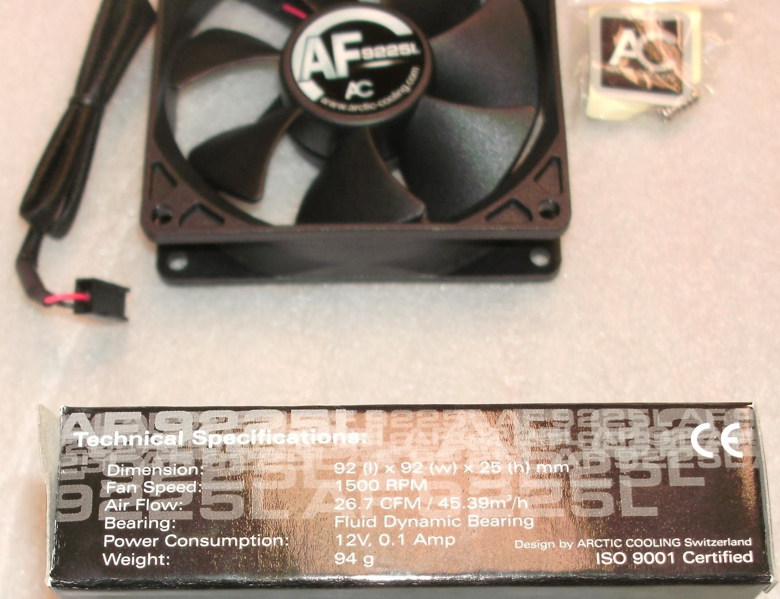 PC Computer Fan 12V 9225L 92x92x25mm 0.1A 3-Pin. 1500 RPM, ISO9001 Certified