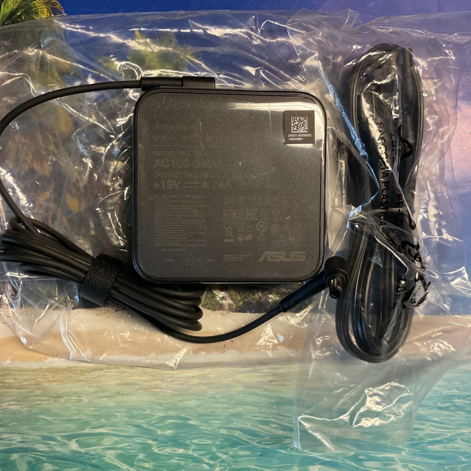 NEW Genuine 90W Asus AC DC Adapter Model ADP-90YD B 19V 4.74A 5.5×2.5mm OEM