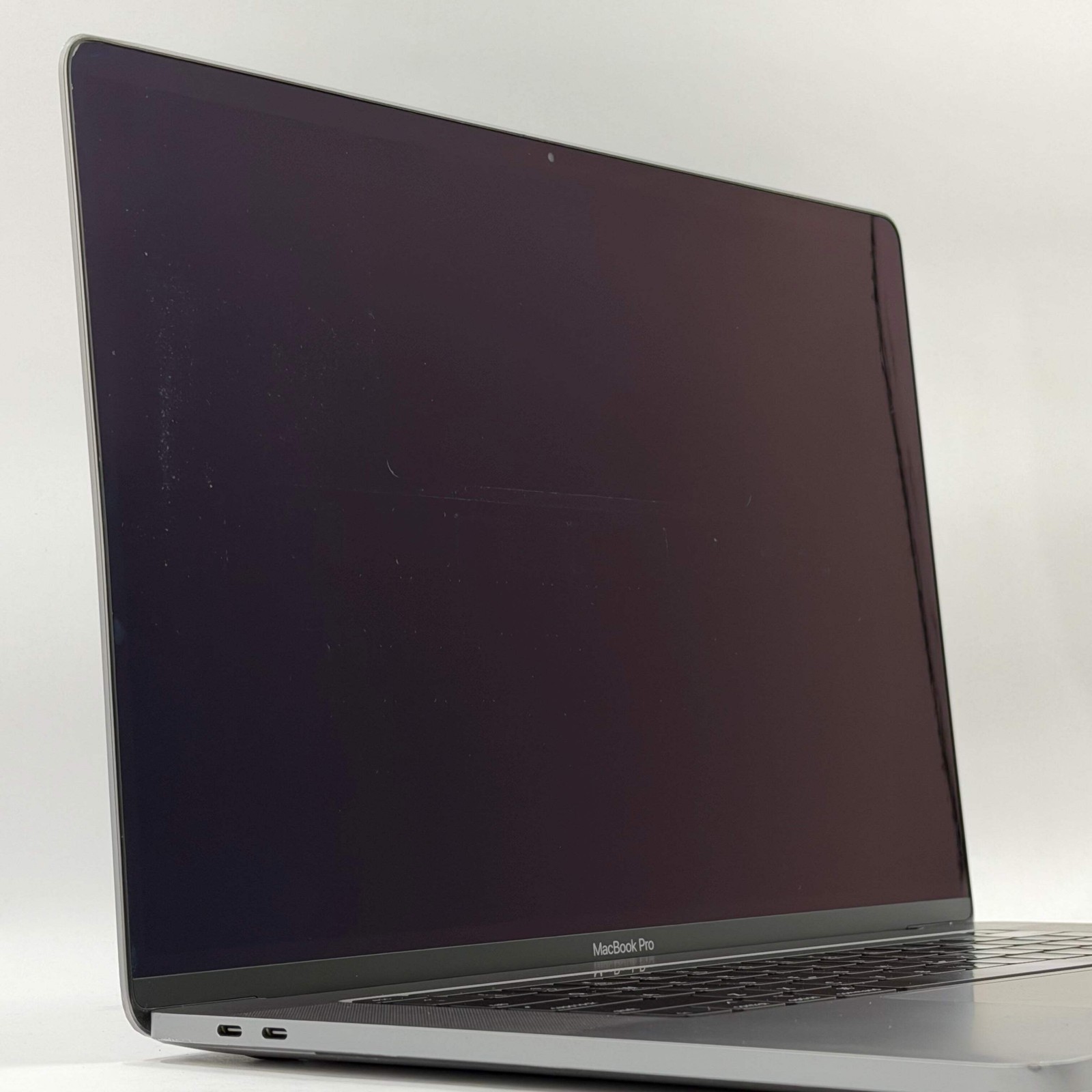 Broken 2019 Apple MacBook Pro 16″ i7 2.6GHz 32GB RAM 512GB SSD Silver A2141 Read