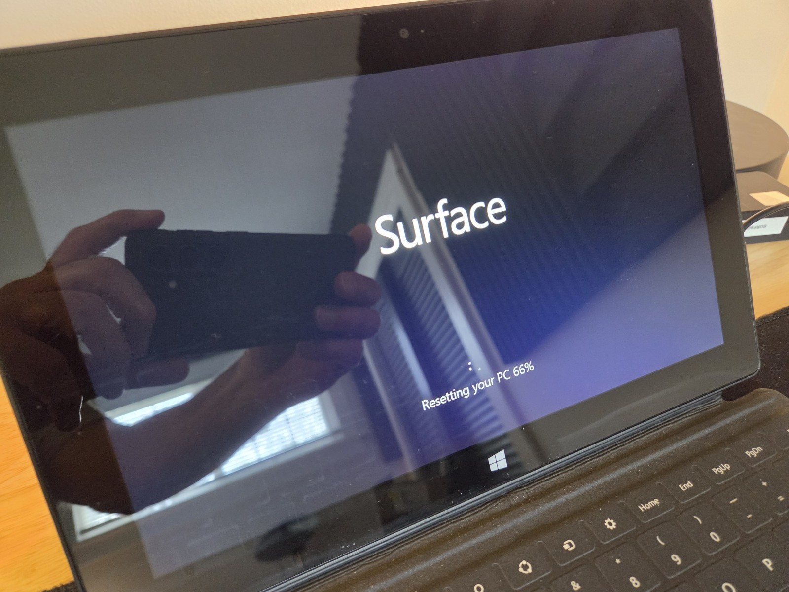 Microsoft Surface RT 1516 Quad Core 1.3GHz 2GB RAM 32GB SSD Windows 8