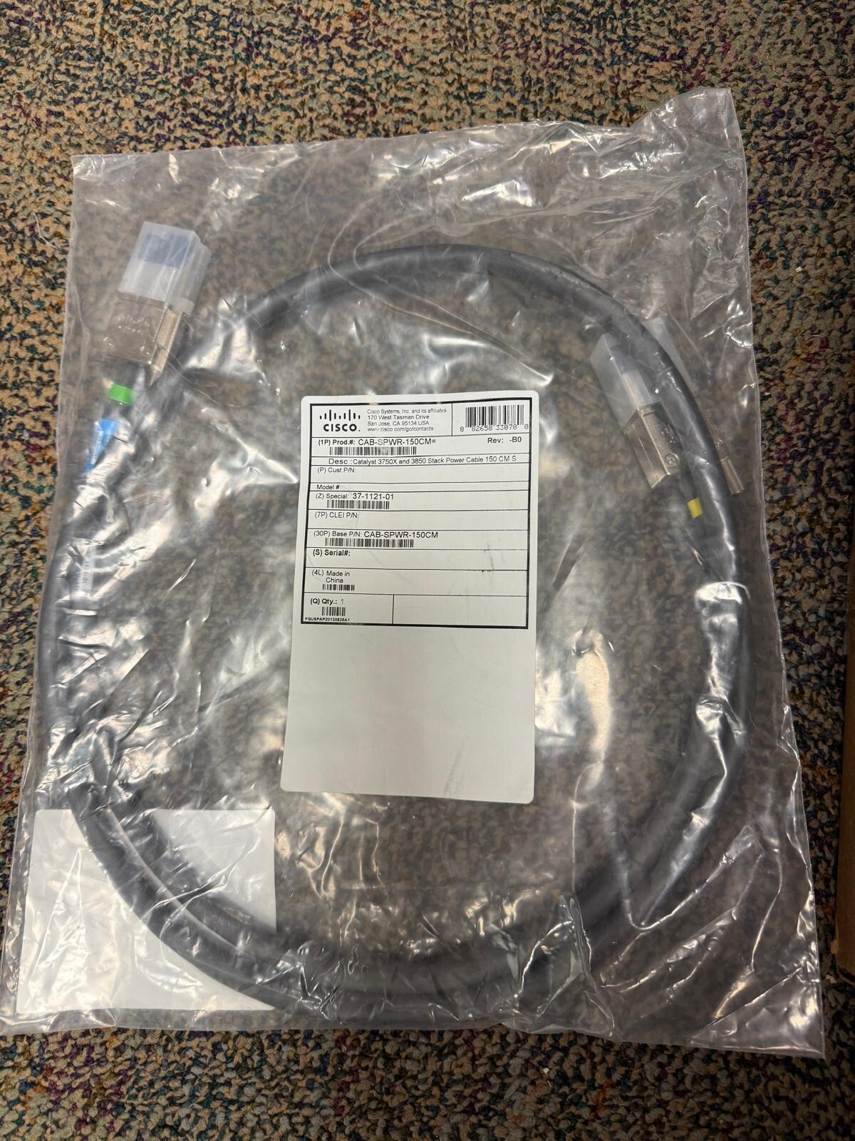 New CISCO 37-1121-01 CAB-SPWR-150CM POWER Stack CABLE For 3750x & 3850 Switch