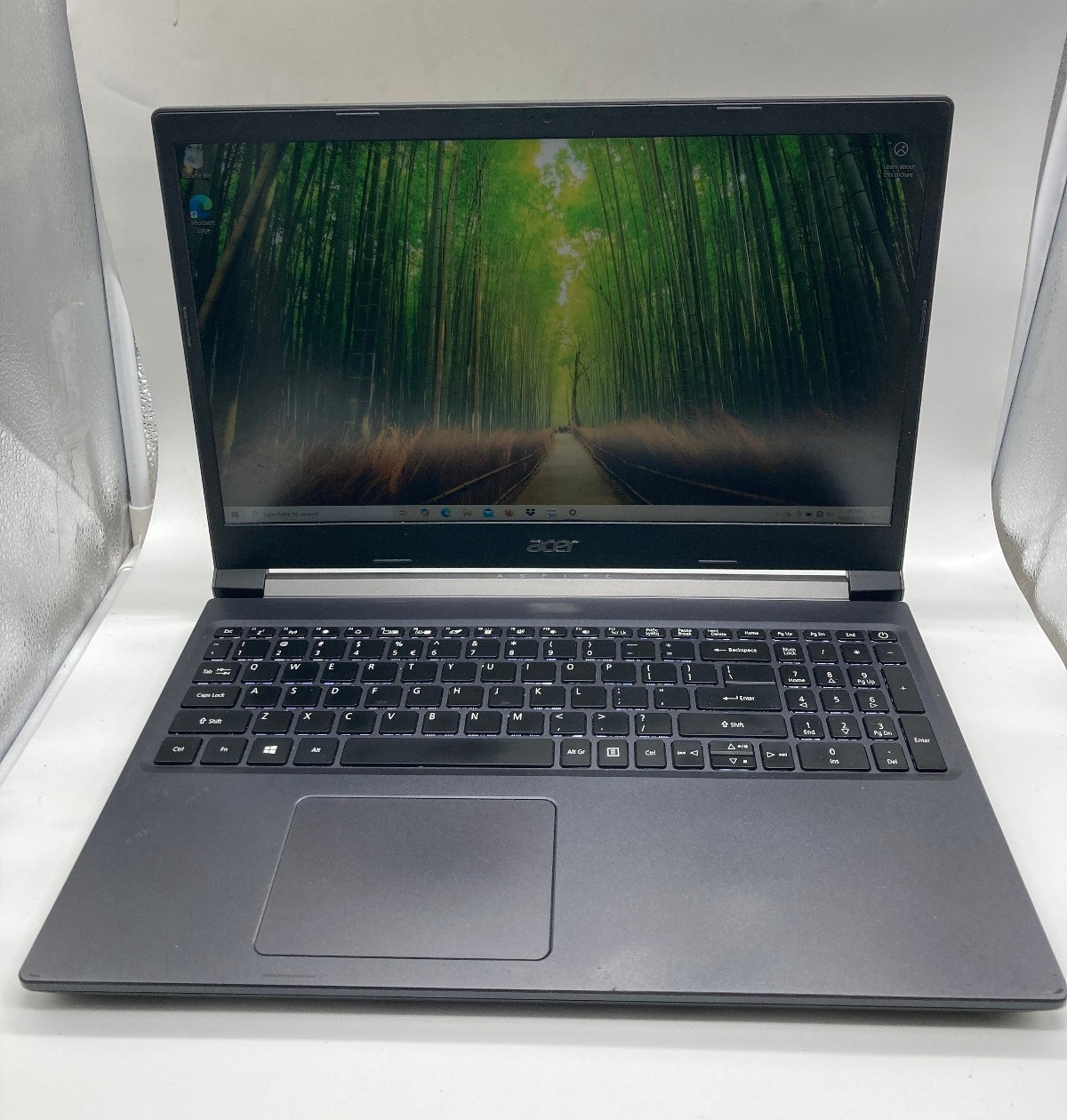 Acer Aspire 7 A715 42G 512GB AMD Ryzen 5 5500U 8G RAM Windows 11 Laptop