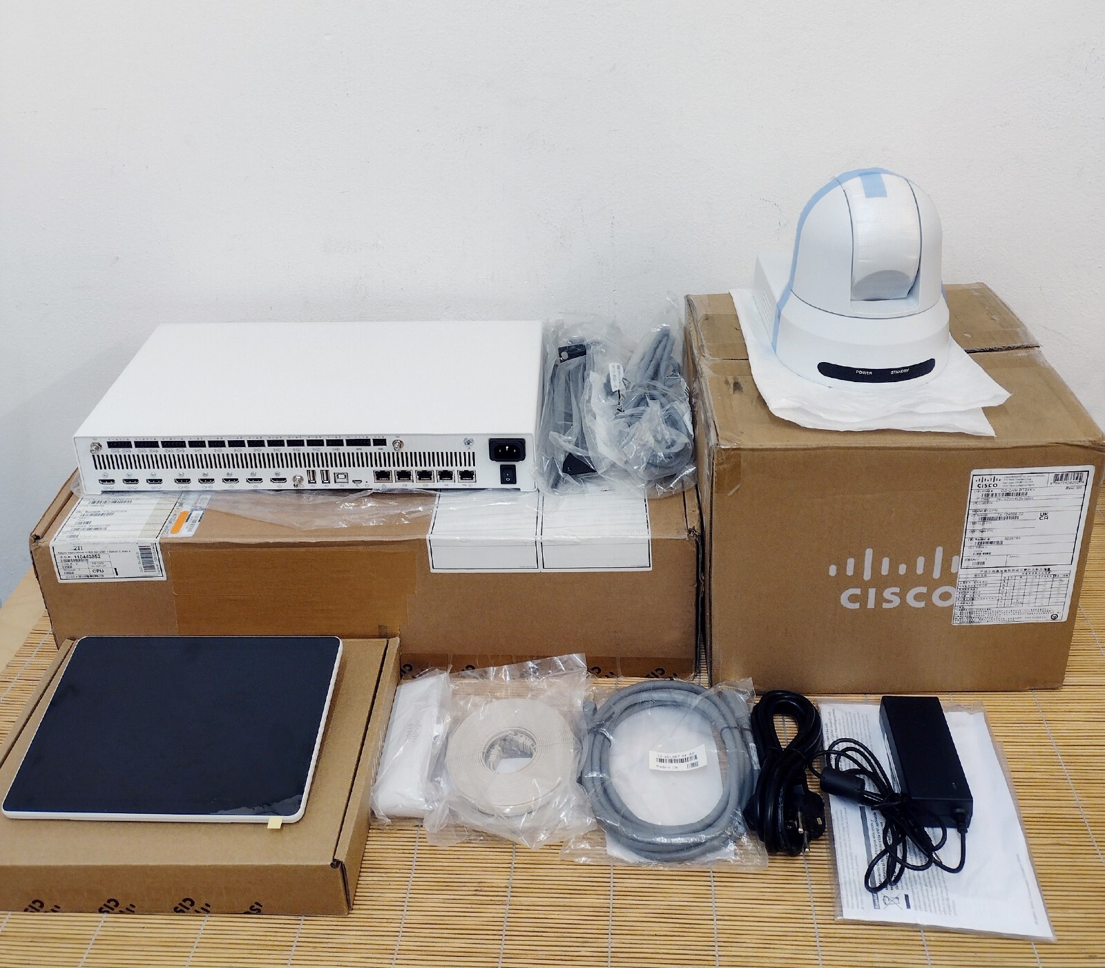 New Cisco CS-KITPRO-PTZ4K-K9 Room Kit Pro with PTZ 4K Camera New Other