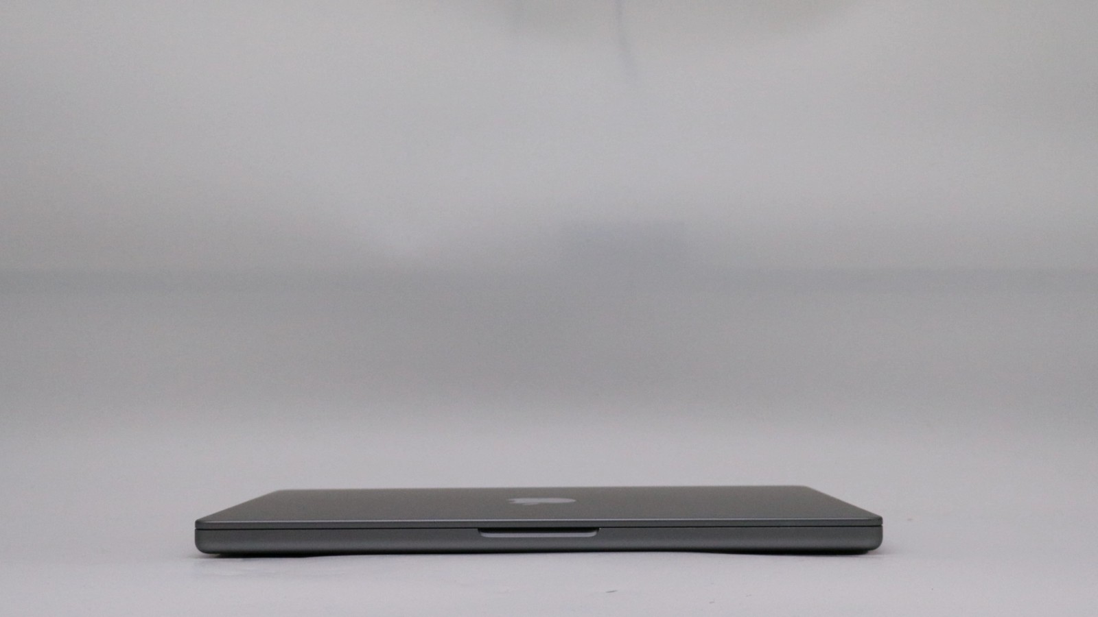 Apple Macbook Pro 14″ M2 Max 12-Core 64GB 1TB – Very Good