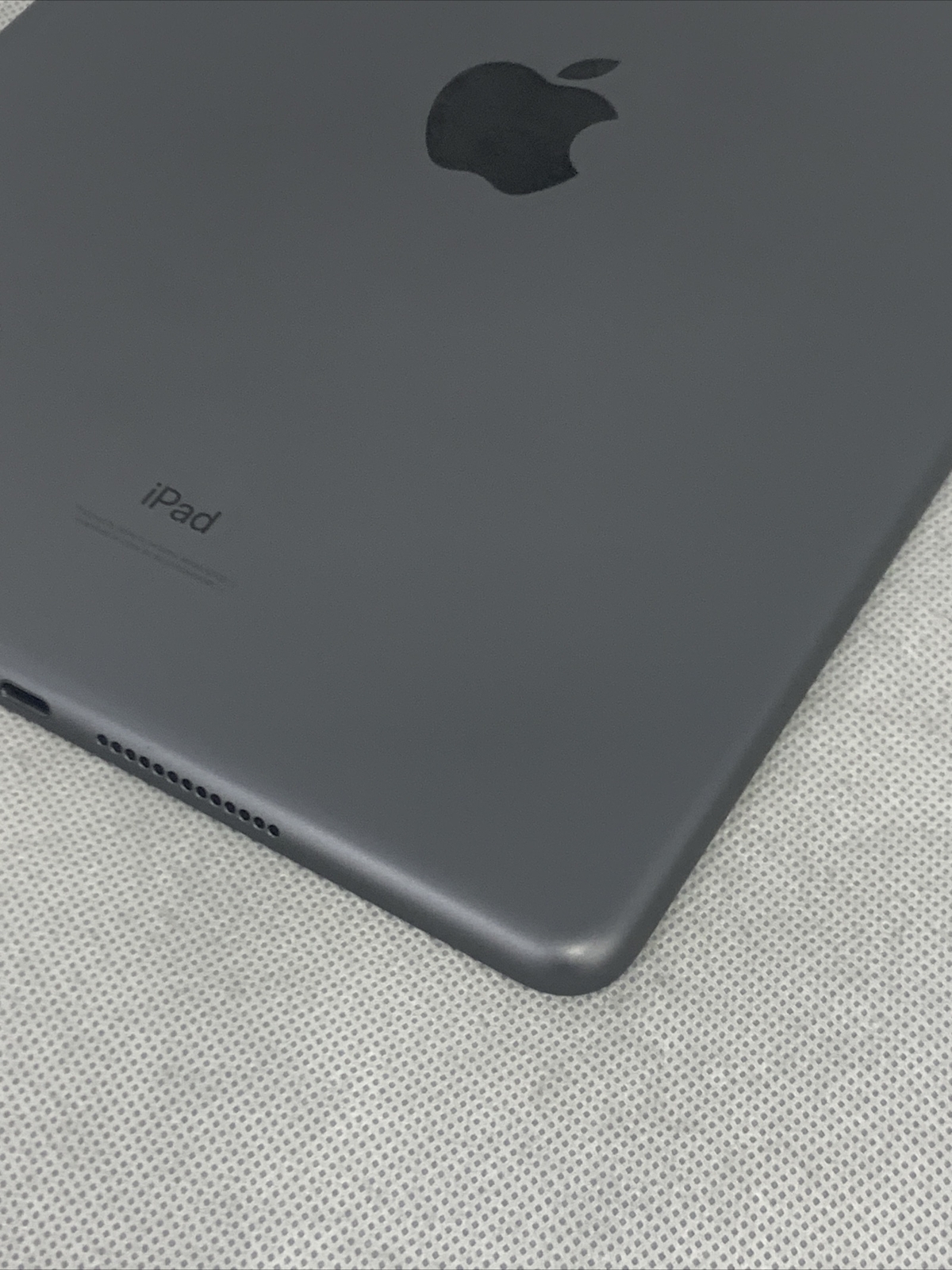 Apple iPad 9th Gen. 64GB, Wi-Fi, 10.2 in – Space Gray