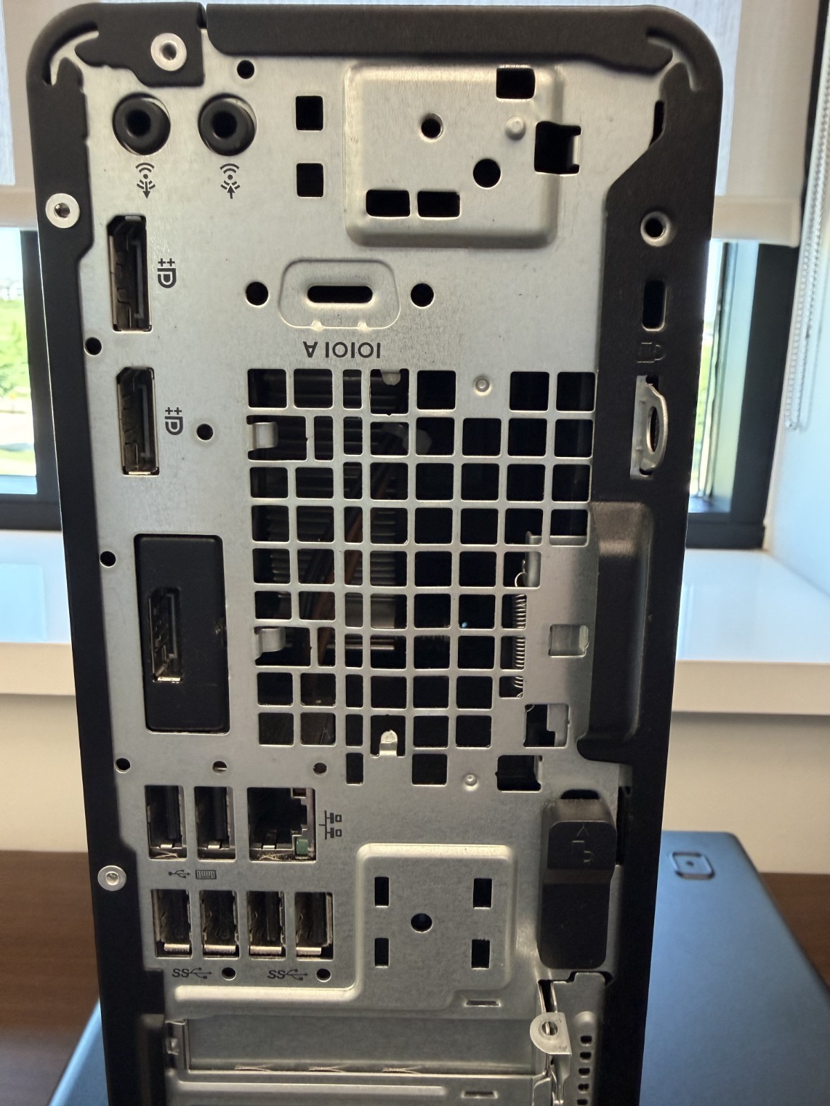 HP EliteDesk 800 G4 SFF i7-8700 | 16GB | 256GB NVMe | DVD | Win 11 Pro | 26H1