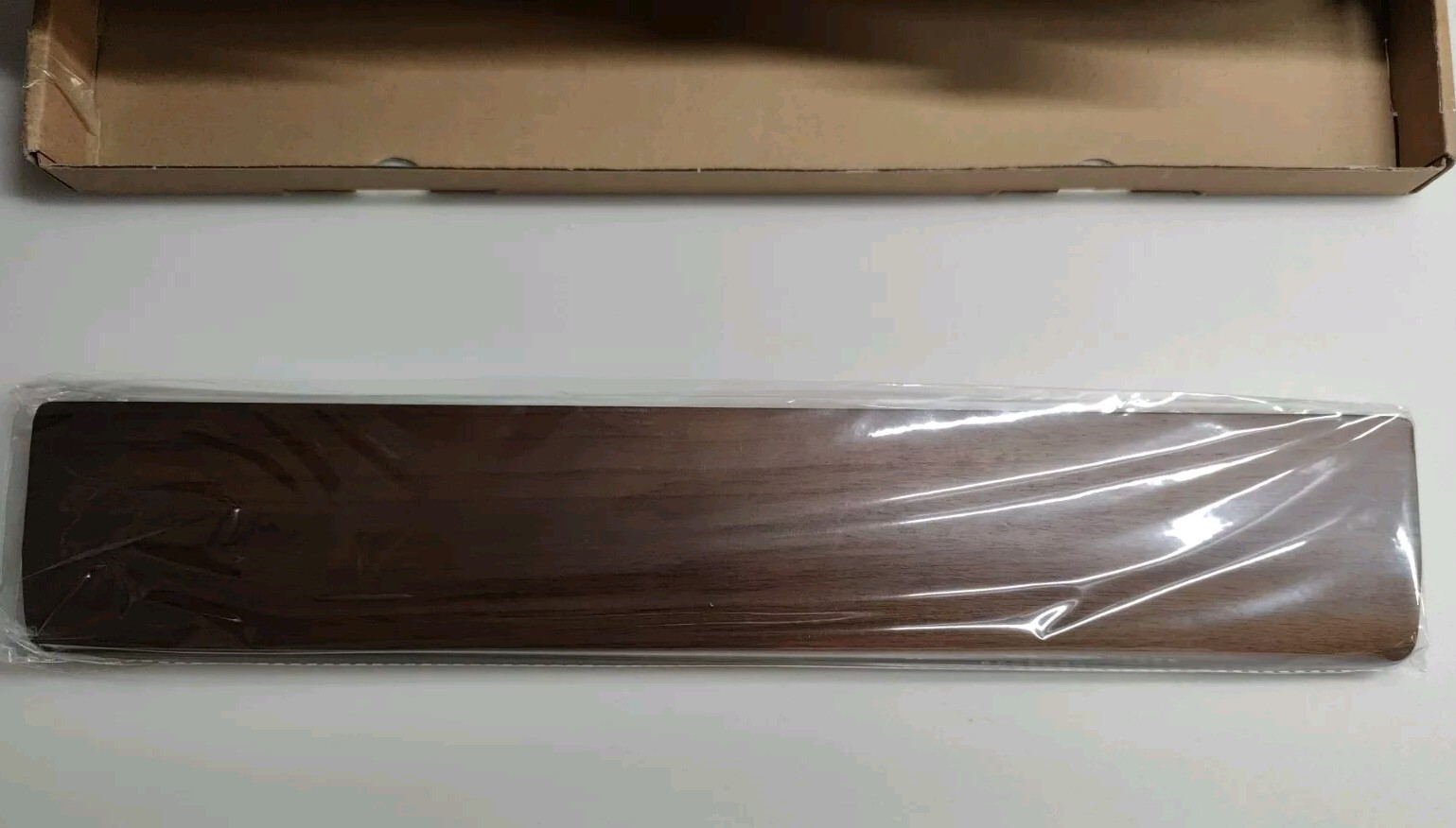 Walnut Wood Ergonomic Keyboard Wrist Rest 17.3 inch (44cm) 6° Angle