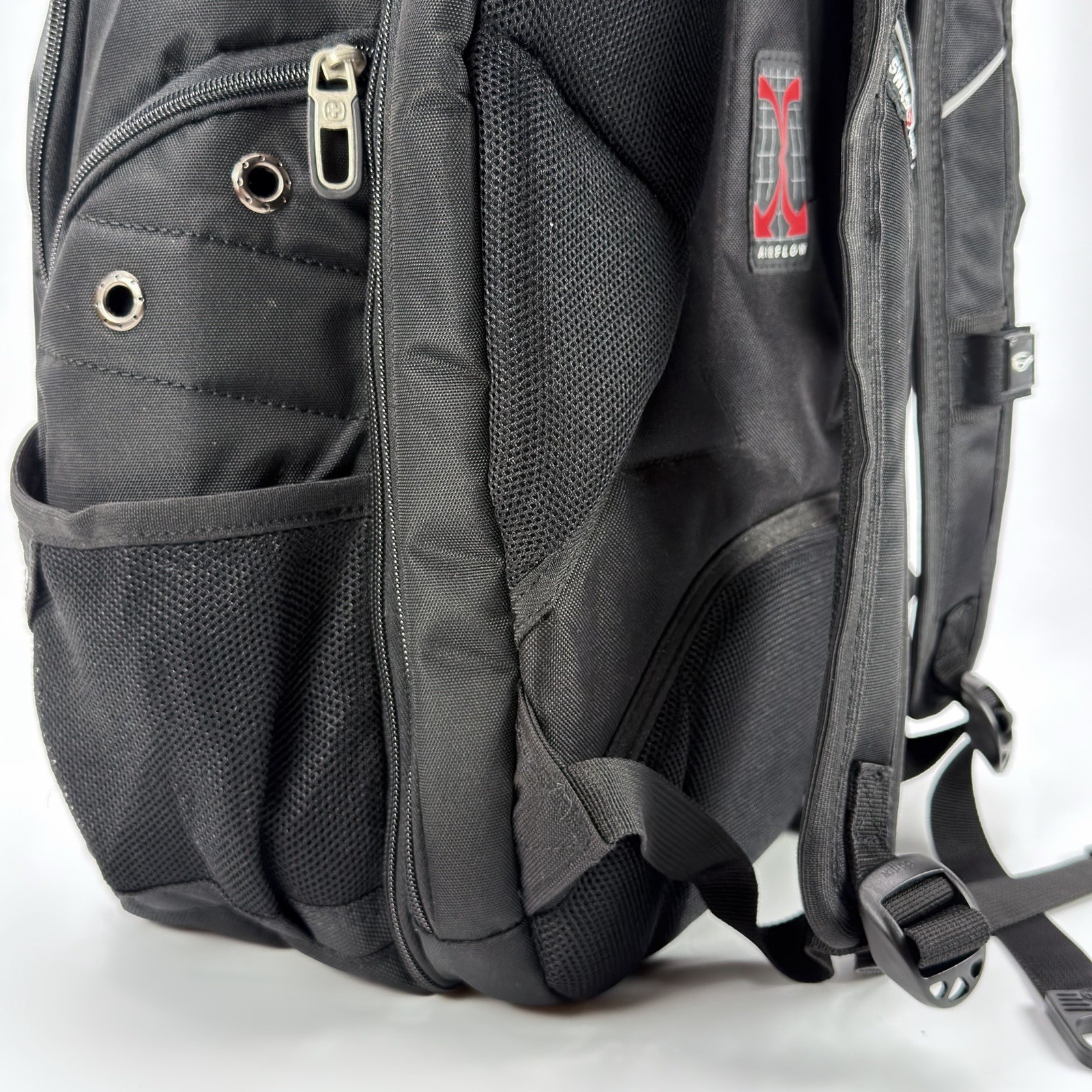 Swiss Gear Scansmart Airflow Laptop Tablet Computer Backpack Great Condition