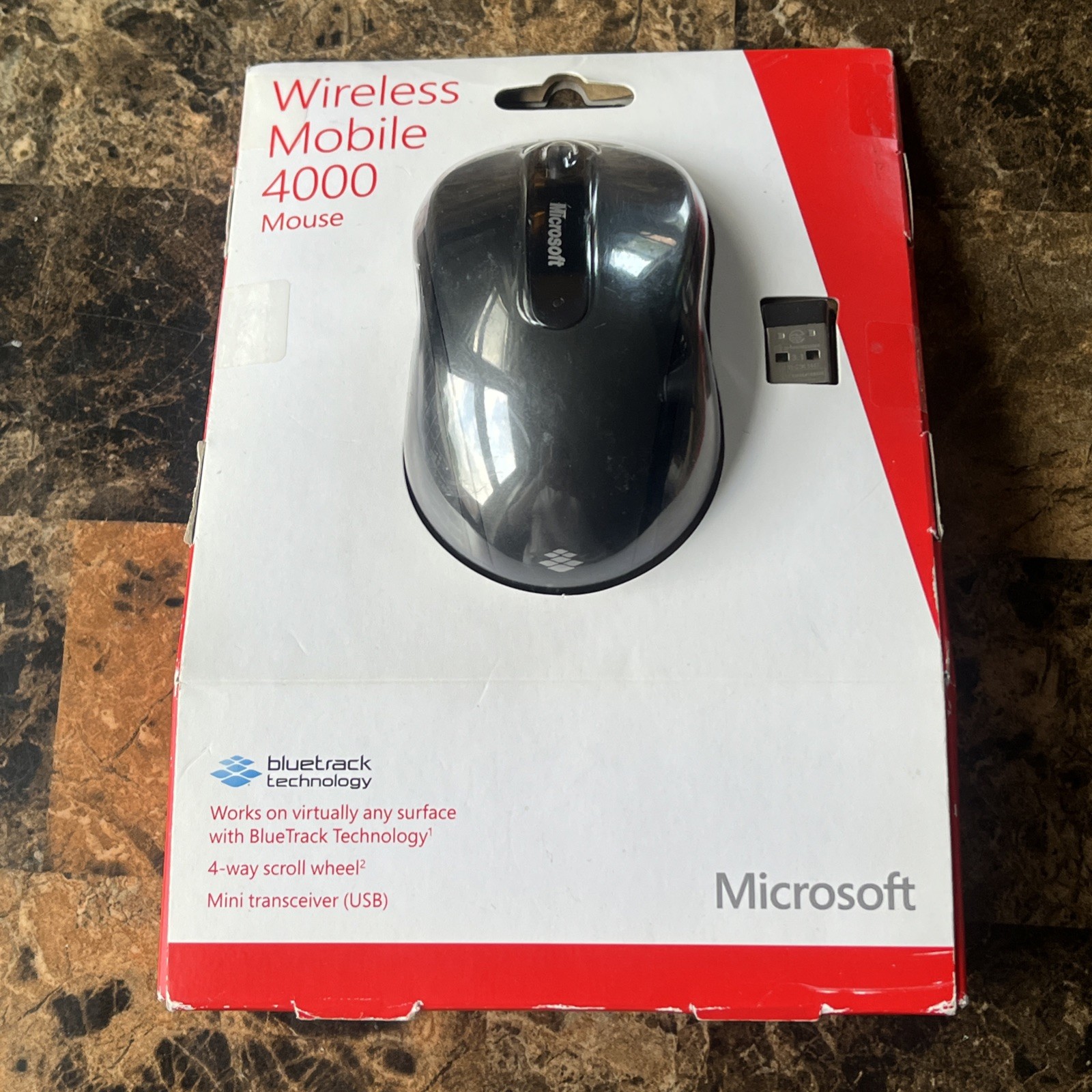 Microsoft Wireless Mobile 4000Mouse with Bluetrack Technology & USB Transceiver