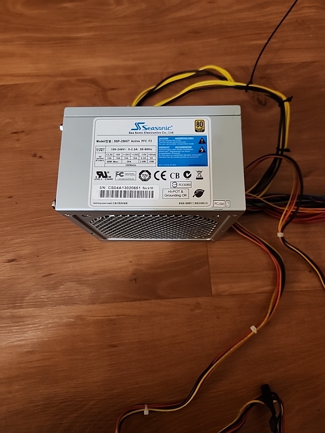 Sea Sonic SSP-350GT Active PFC F3 80 Plus Gold Power Supply For Computer