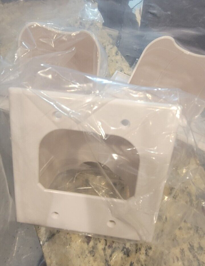 NEW 5 pack of 2 gang low voltage pass through plates w/ screws Buyer’s Point