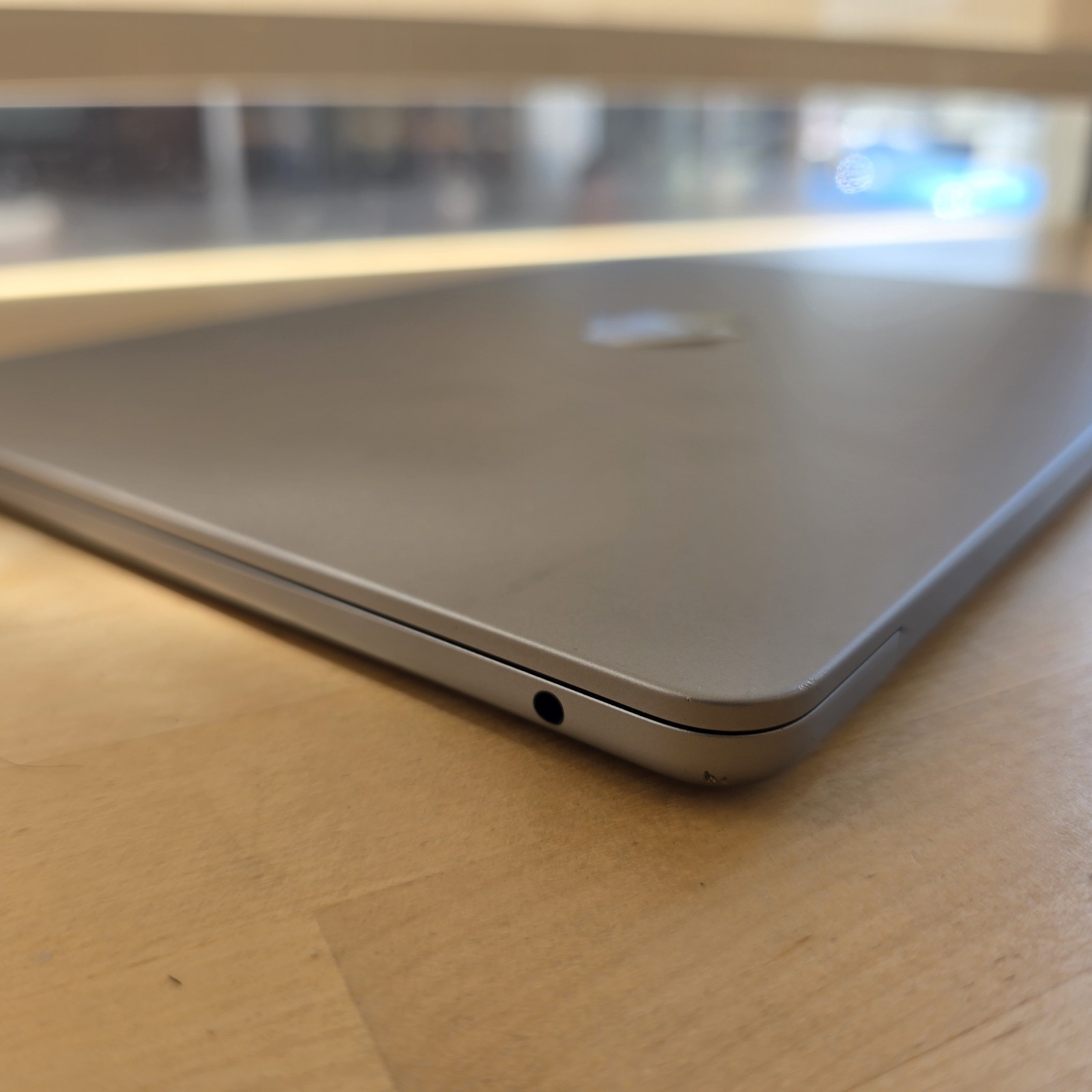 Apple MacBook Air 13″ M2 A2681 8GB RAM 256GB SSD 2022 Great Condition PARTS ONLY