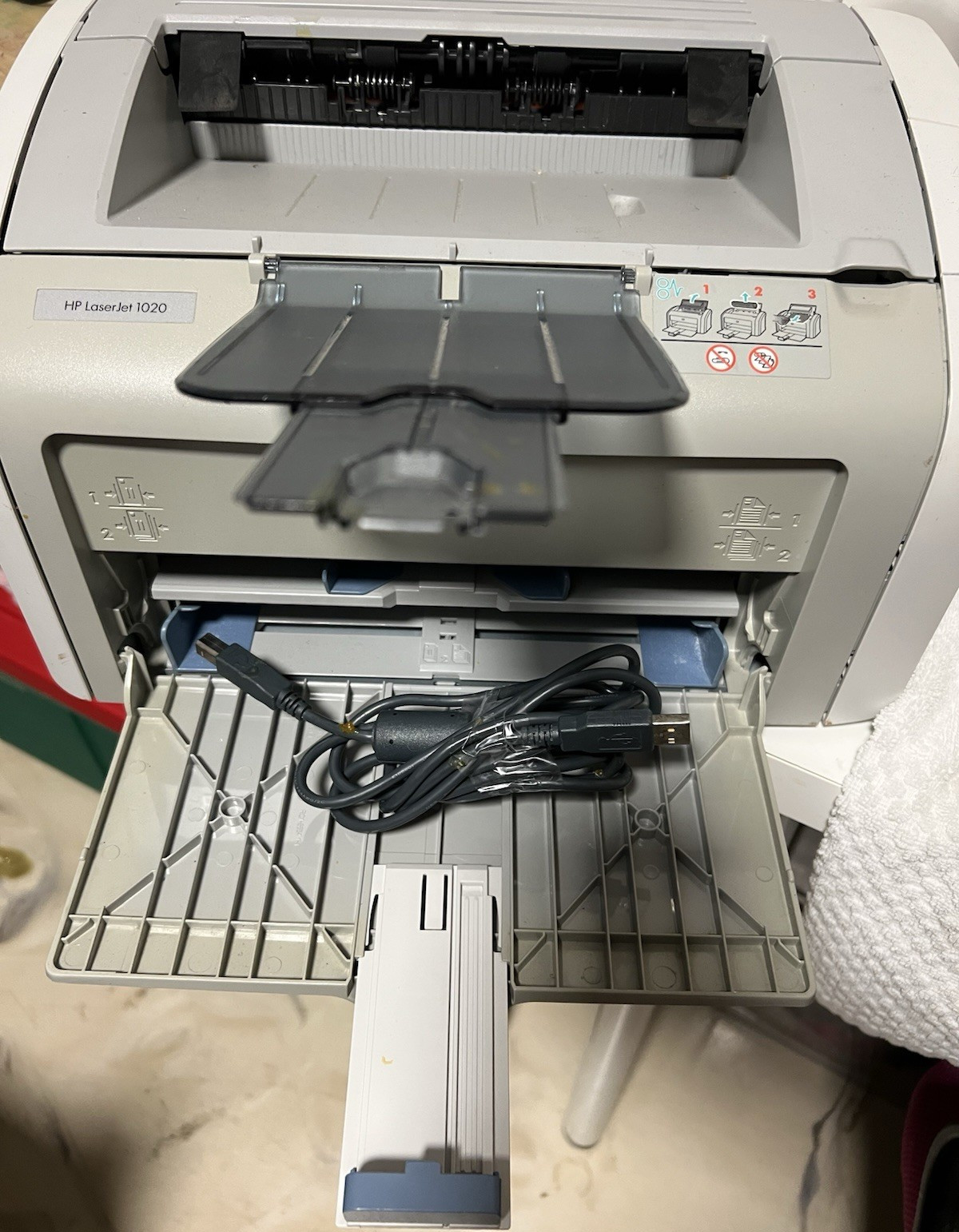 HP LaserJet 1020 B&W Laser Printer USB 15ppm 600x600dpi A4 Portable