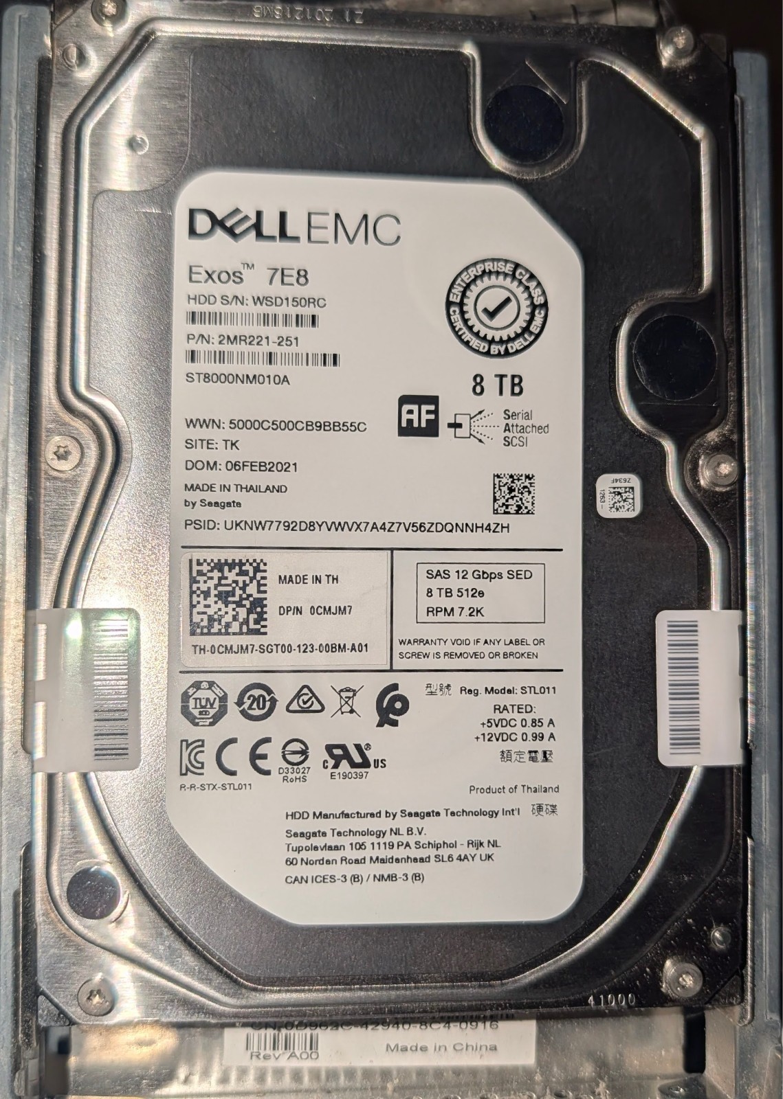 Dell EMC Exos 7E8 2MR221-251 8TB 3.5″ SAS 7200RPM HDD
