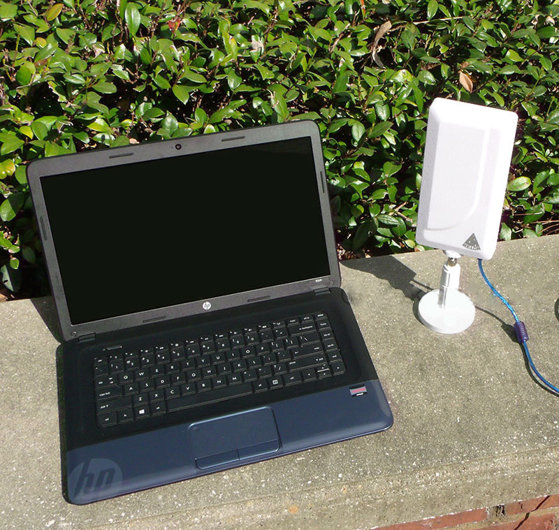 2000mW Indoor/Outdoor 2.4G Wi-Fi USB Adapter +10 dBi directional antenna RV/boat