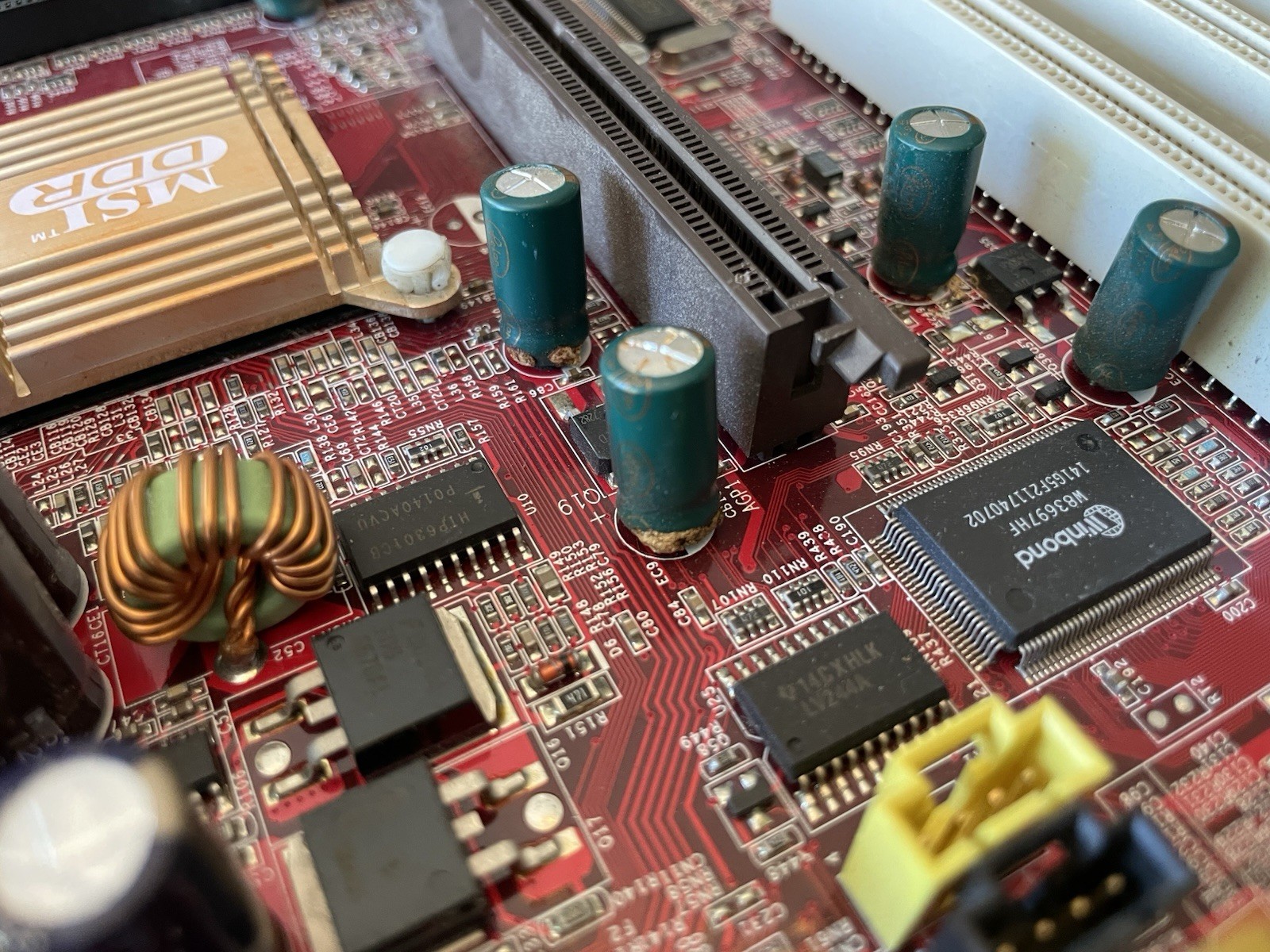 MSI MS-6547, Socket 478, Intel Motherboard w/Pentium 4 CPU