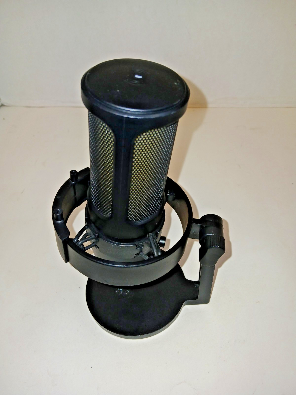 Fifine Ampligame A8 RGB USB Gaming Microphone – PLEASE READ DESCRIPTION