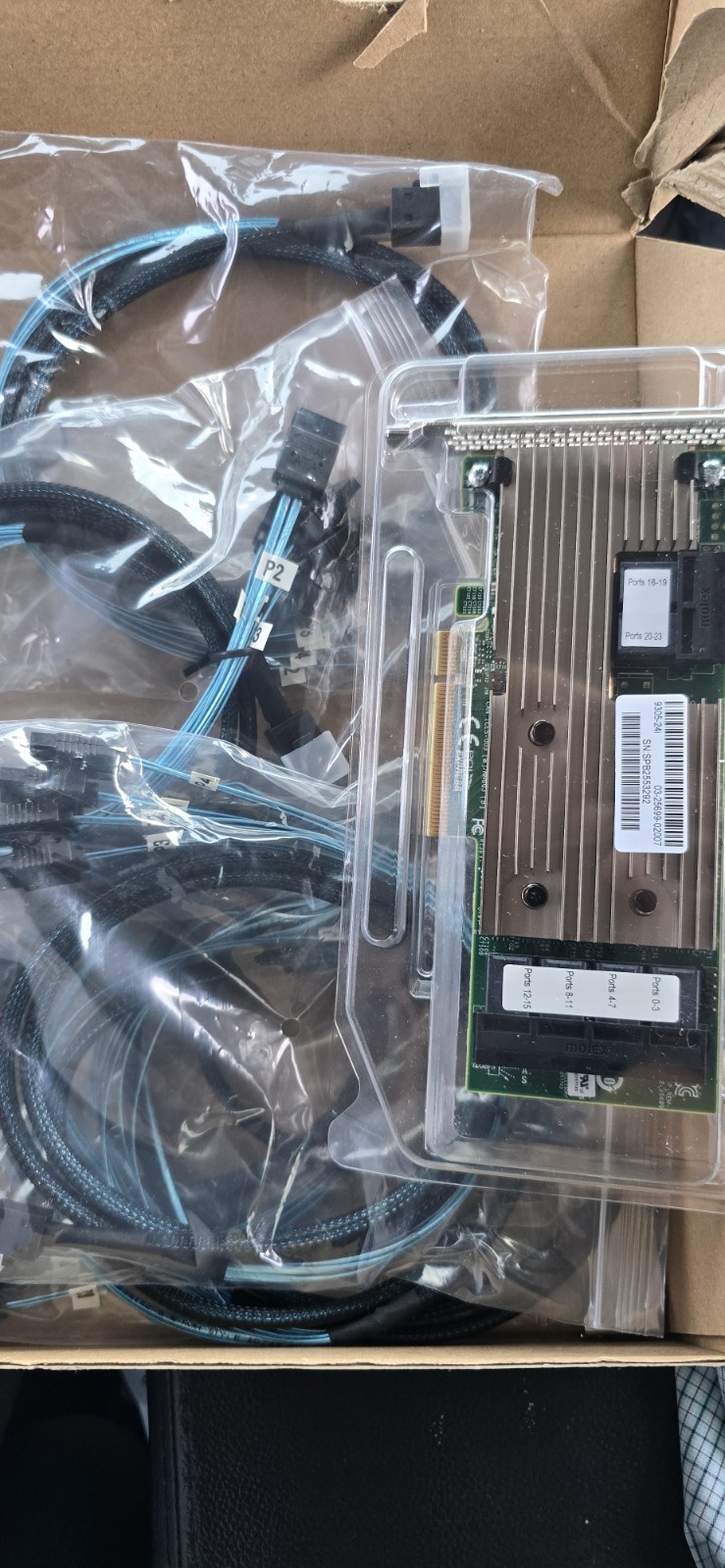 LSI Logic Controller Card IT Mode 9305-24i 24-Port SAS 12Gb/s PCI-E 3.0 US