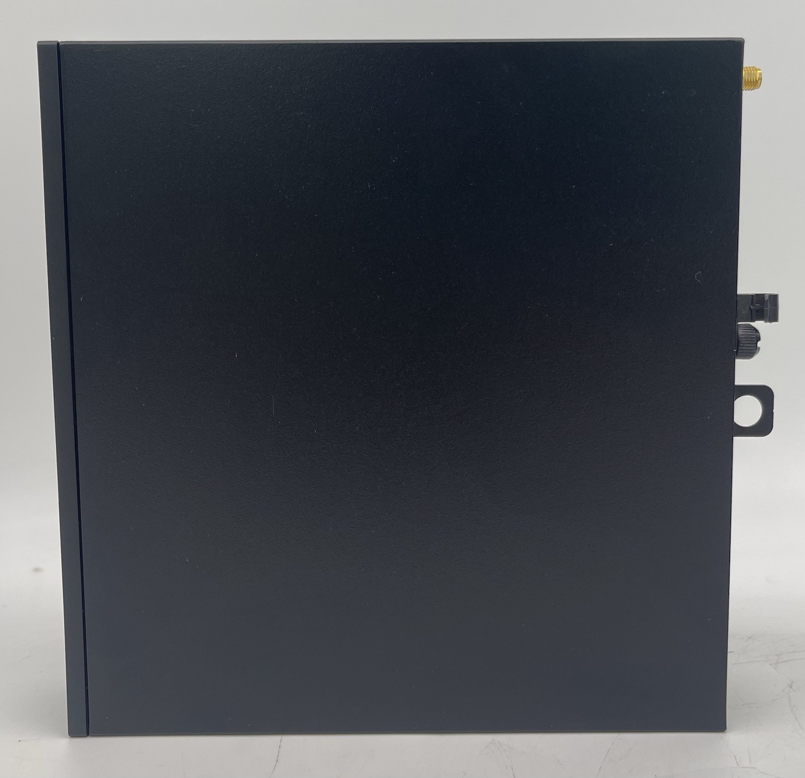 Dell Optiplex 5060 Micro Tower w/ i5-9500T 2.2GHz CPU 8GB RAM No SSD No Antenna