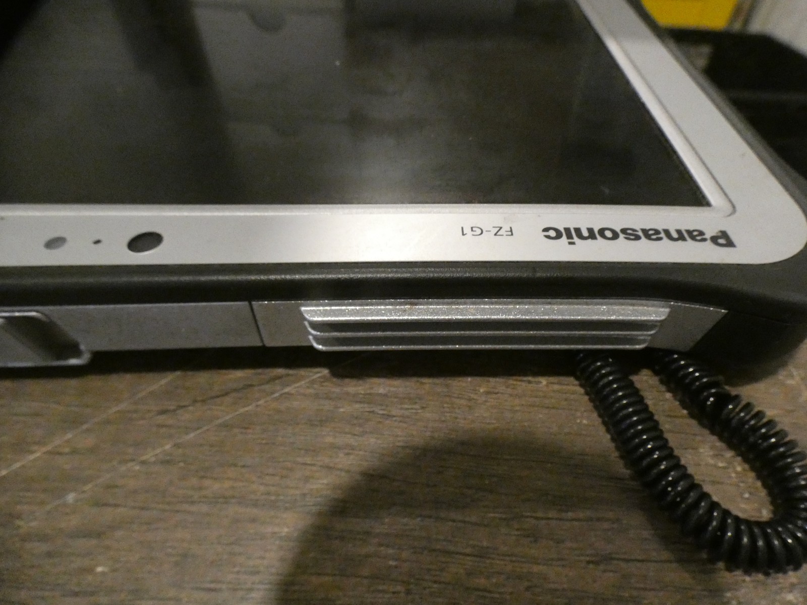 Panasonic FZ-G1 Rugged Toughpad Tablet FZ-G1AAHGFLM i5-3437U 1.90GHZ 8 GB 128GB