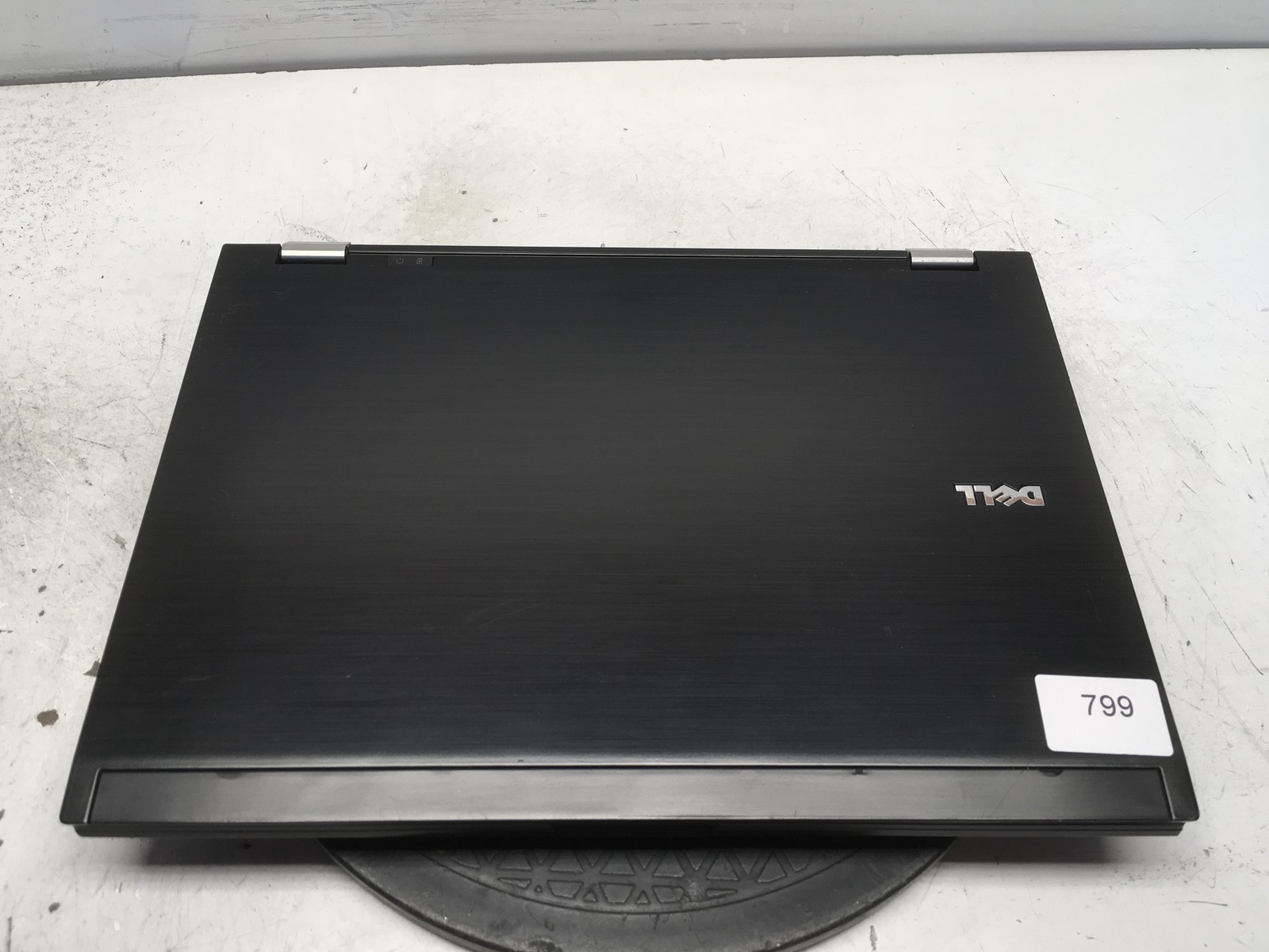 Dell Latitude E6400 Intel Core 2 Duo P8600 2.4GHz 1 GB NO HDD No Batt